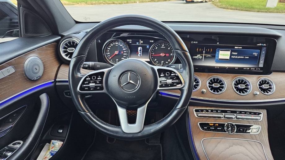 Mercedes-Benz E-klasa 220d "WIDESCREEN",Automatik 9G-Tronic,LED, fotografija 16