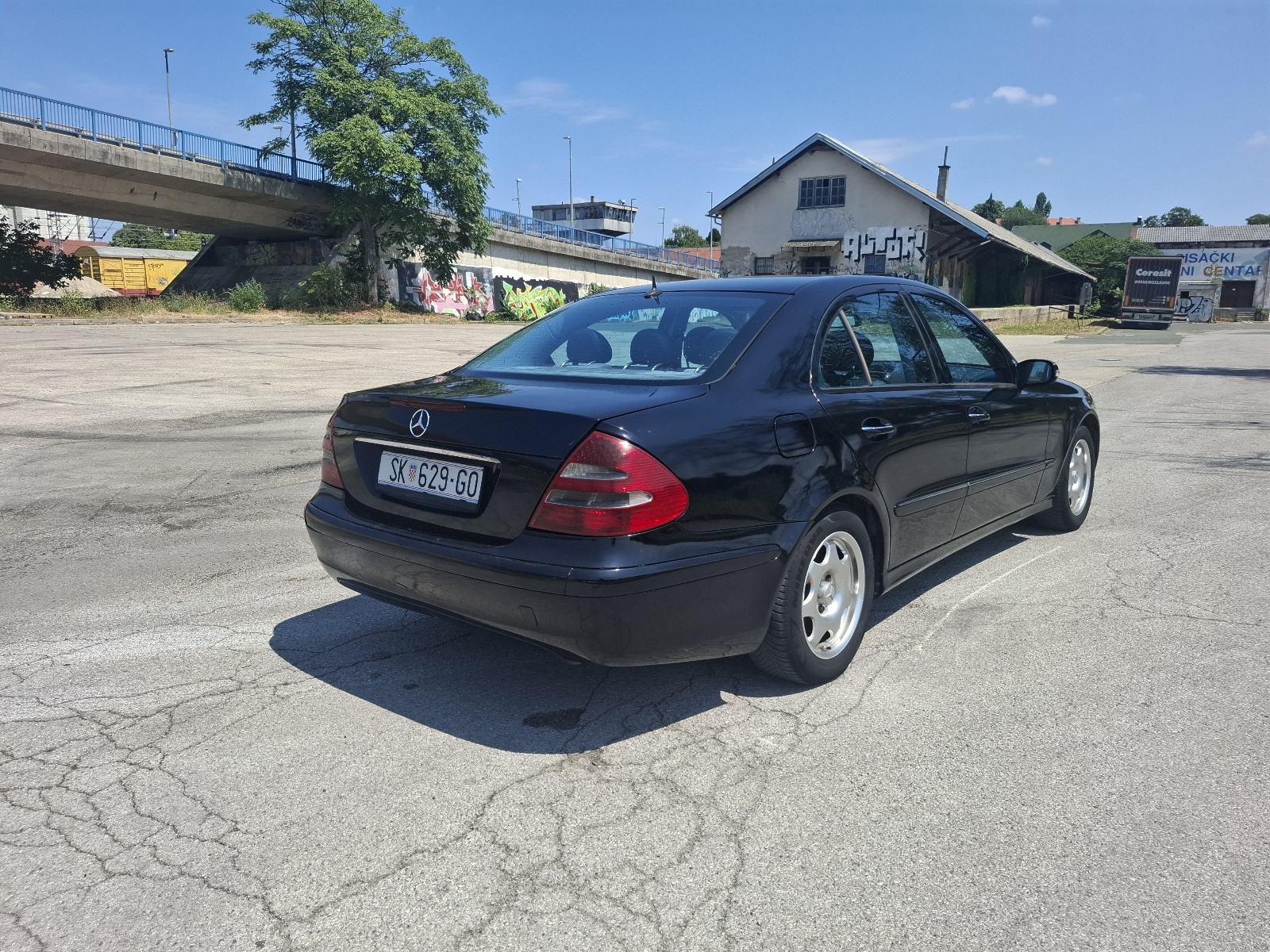 Mercedes-Benz E270 CDI Avantgarde Automatik | Reg 07/2027, fotografija 6