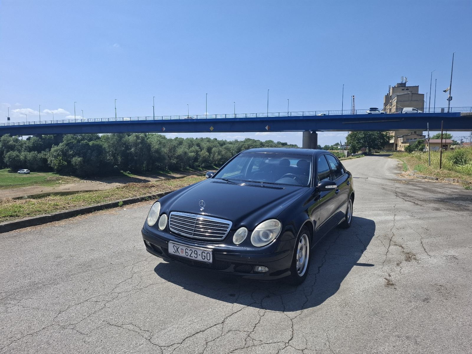 Mercedes-Benz E270 CDI Avantgarde Automatik | Reg 07/2027, pogled izvana - slika 1