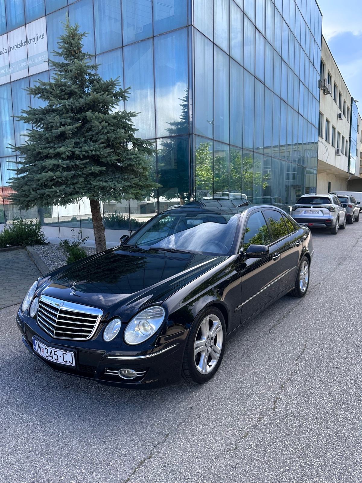 Mercedes-Benz E-klasa 280 CDI automatik, fotografija 1