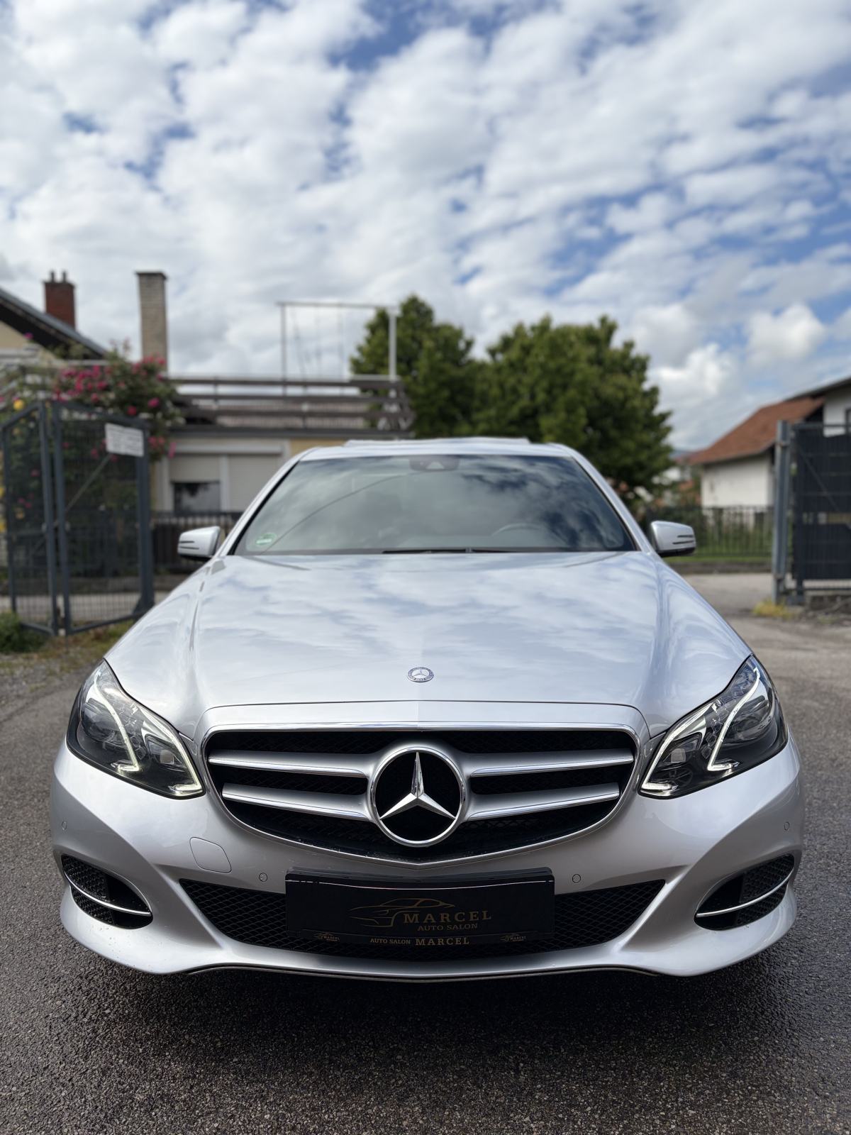 Mercedes-Benz E-klasa 300 CDI automatik Full oprema ŠIBER,LED,NAVI.., fotografija 4