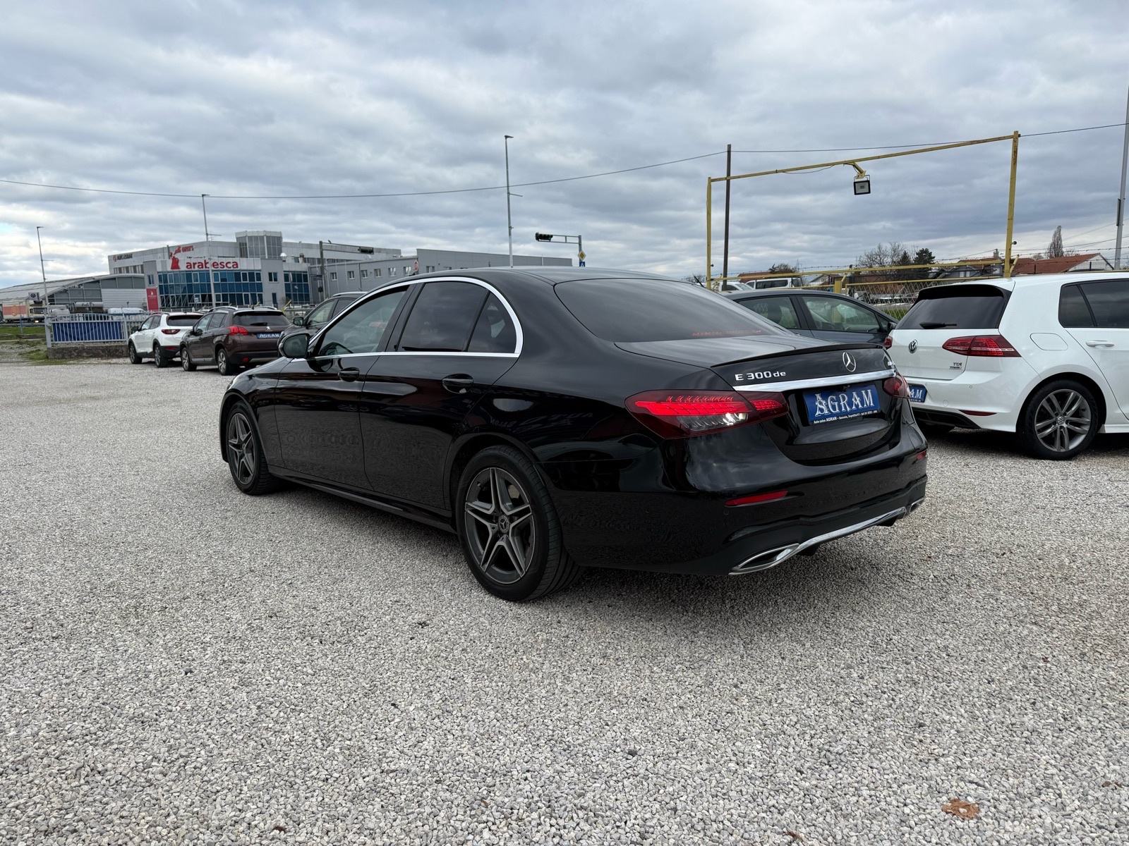 Mercedes-Benz E-klasa 300 de*AMG*9G-Tronic*NAVI*R.KAM*VIRTUAL*, fotografija 3