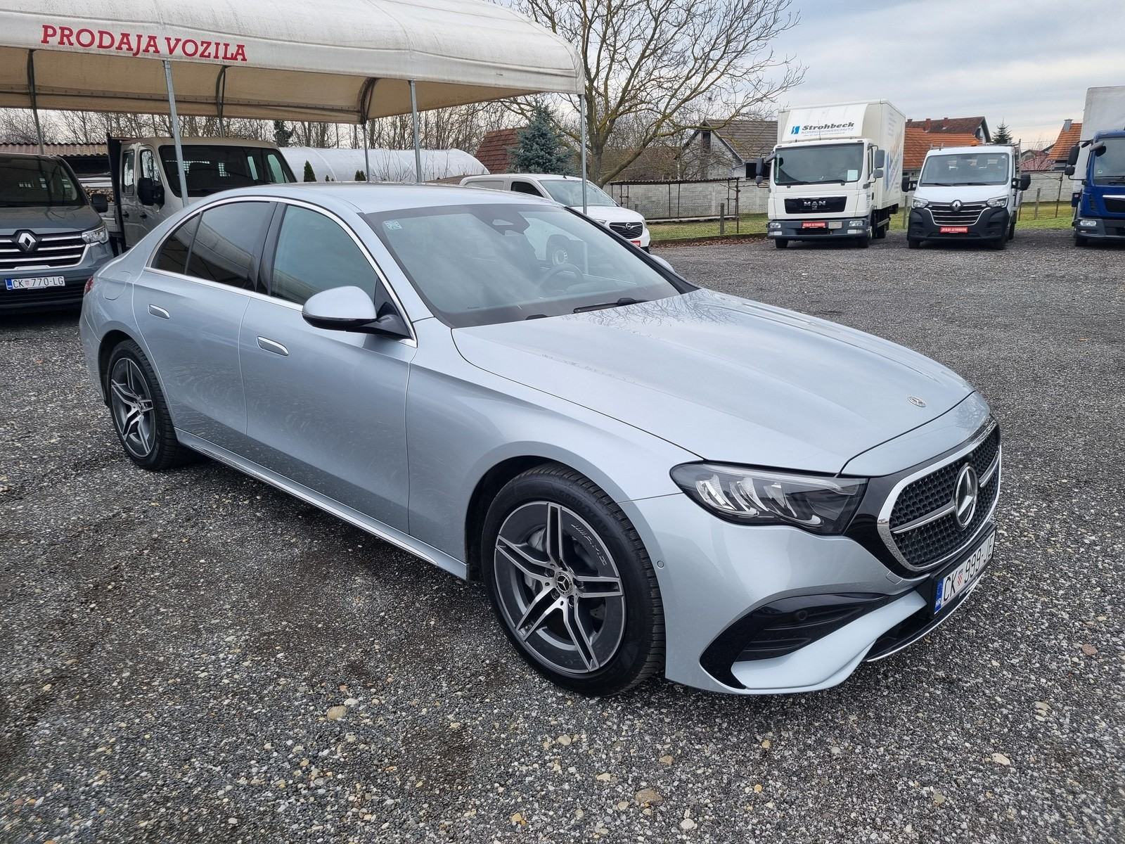 Mercedes-Benz E-klasa 300e AMG LINE, pogled izvana - slika 2
