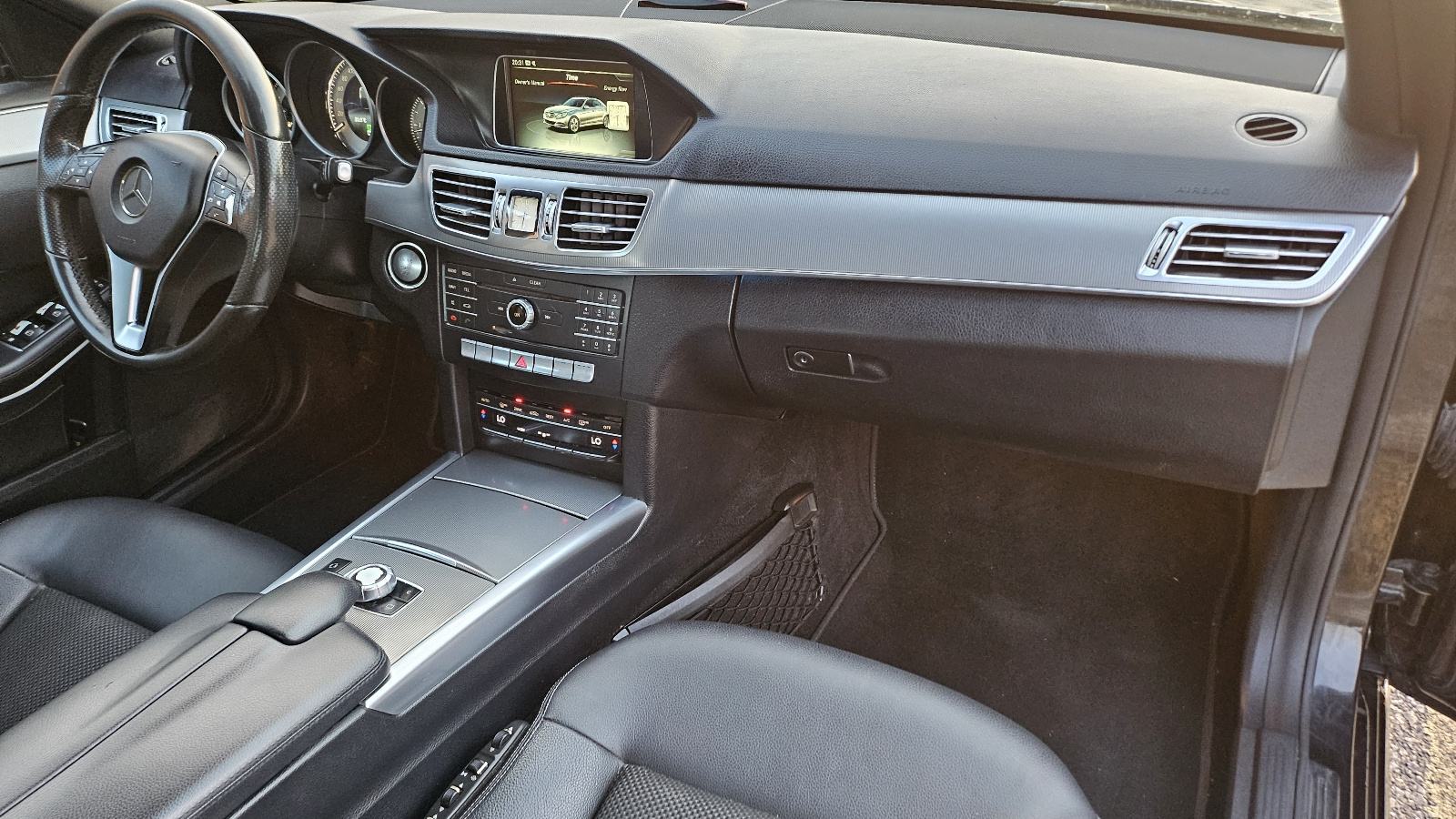 Mercedes-Benz E-klasa 300, fotografija 14