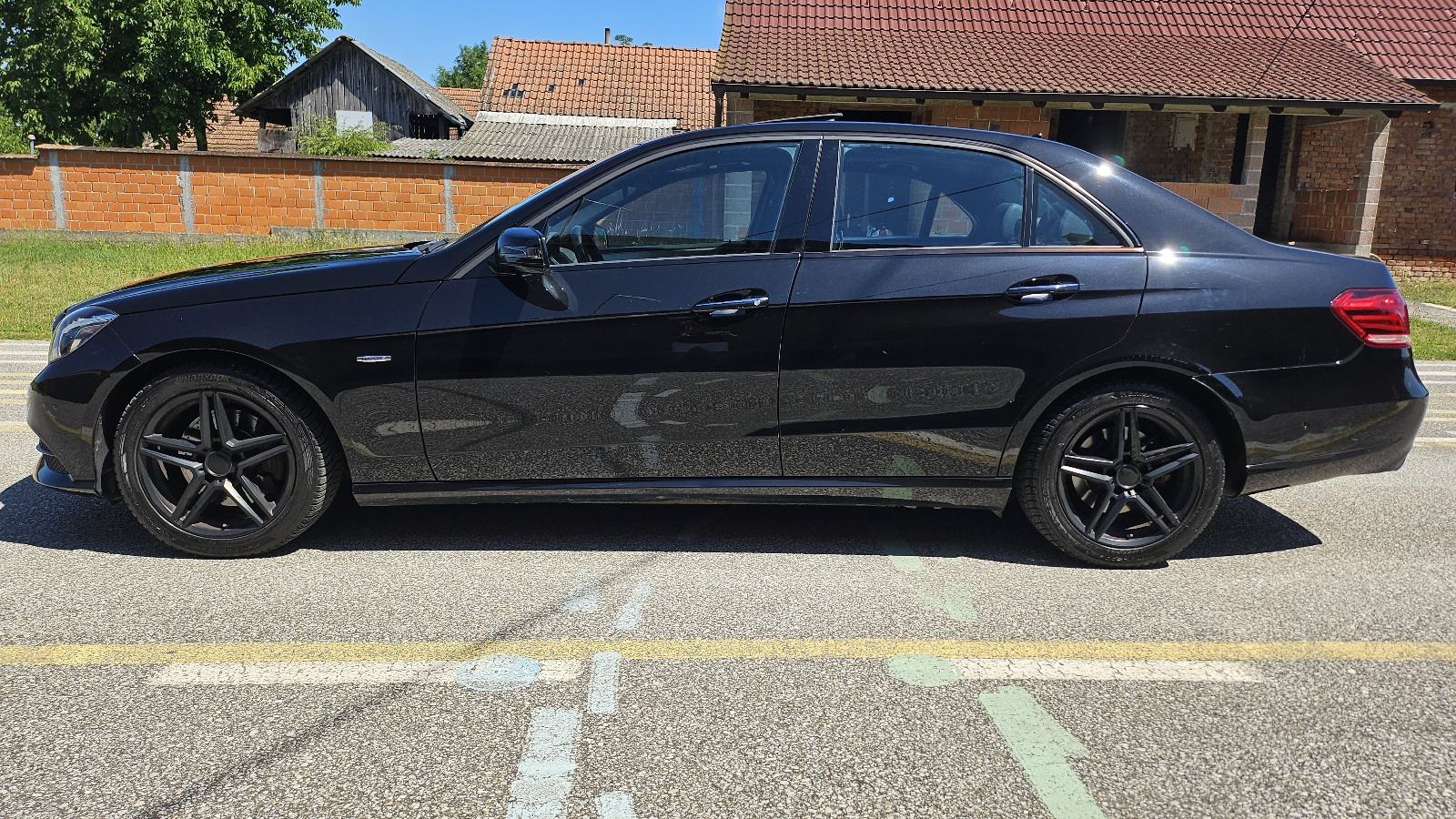 Mercedes-Benz E-klasa 300, fotografija 18