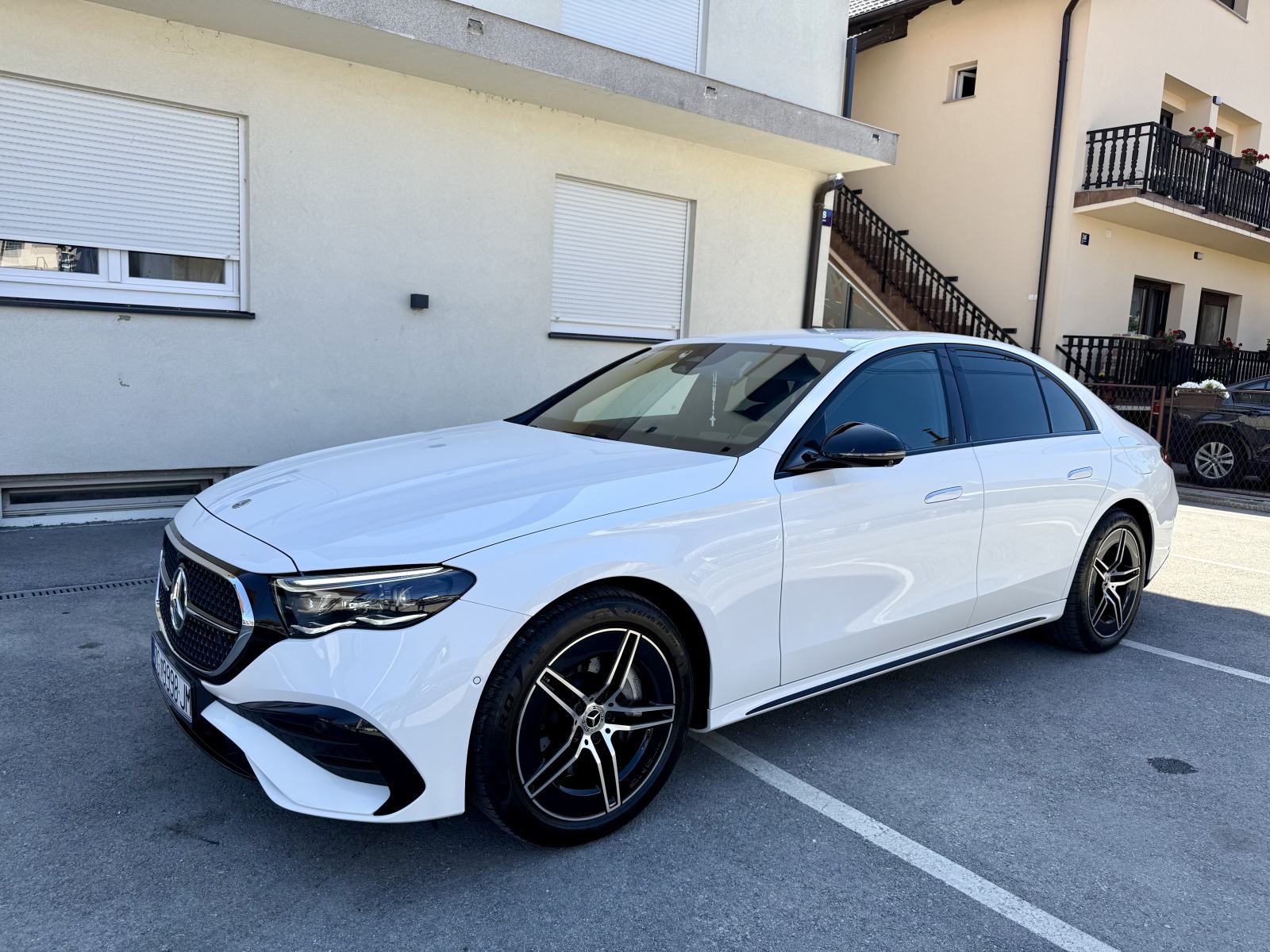 Mercedes-Benz E-klasa 300de automatik, fotografija 3