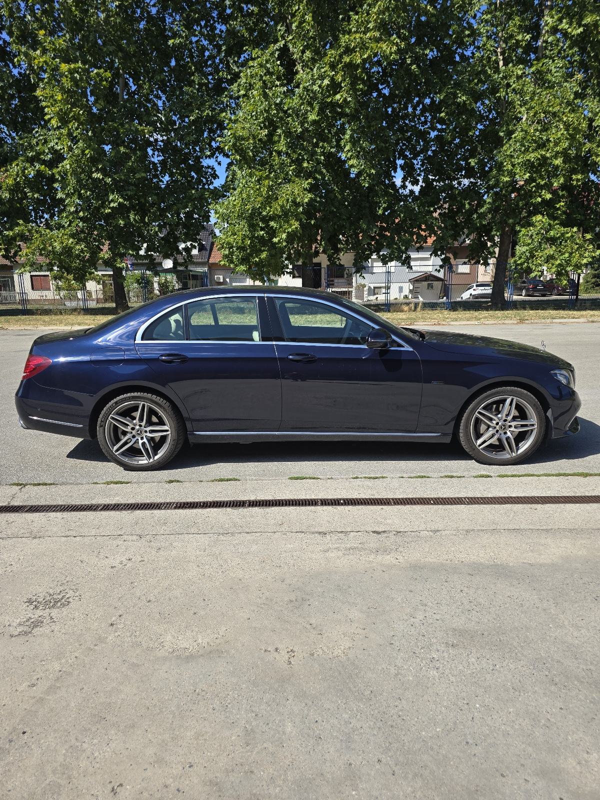 Mercedes-Benz E-klasa 300de automatik, fotografija 3