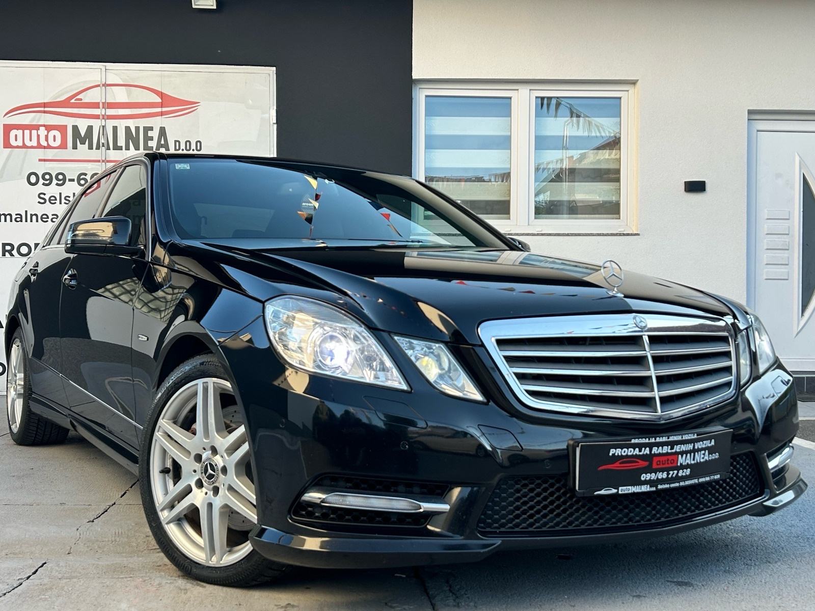 Mercedes-Benz E-klasa 350 CDI 4MATIC automatik 2012G.//AMG PAKET// TOP, fotografija 4