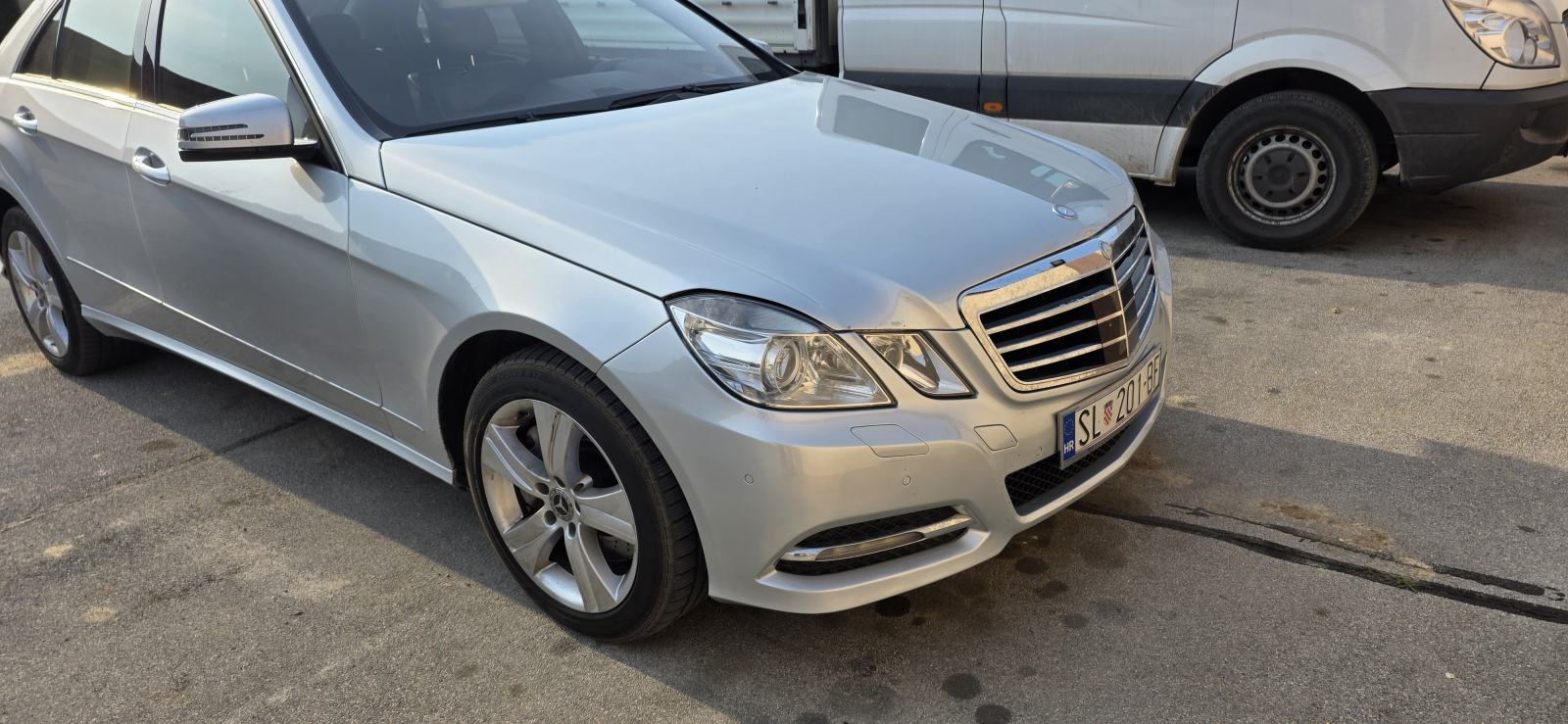 Mercedes-Benz E-klasa 350 CDI, fotografija 1