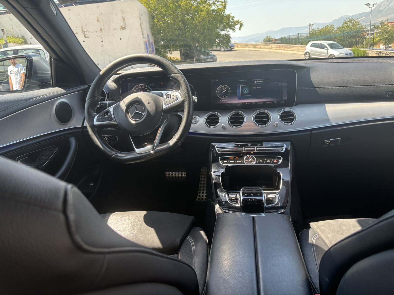 Mercedes-Benz E-klasa 350 d 4MATIC automatik, fotografija 8