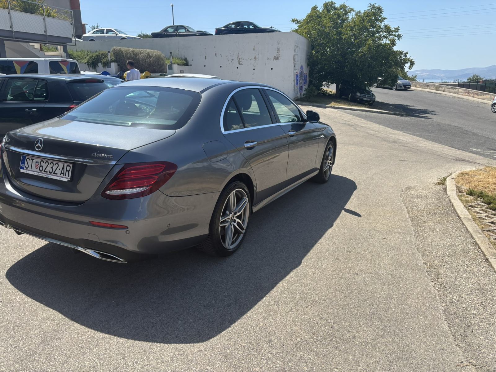 Mercedes-Benz E-klasa 350 d 4MATIC automatik, fotografija 4