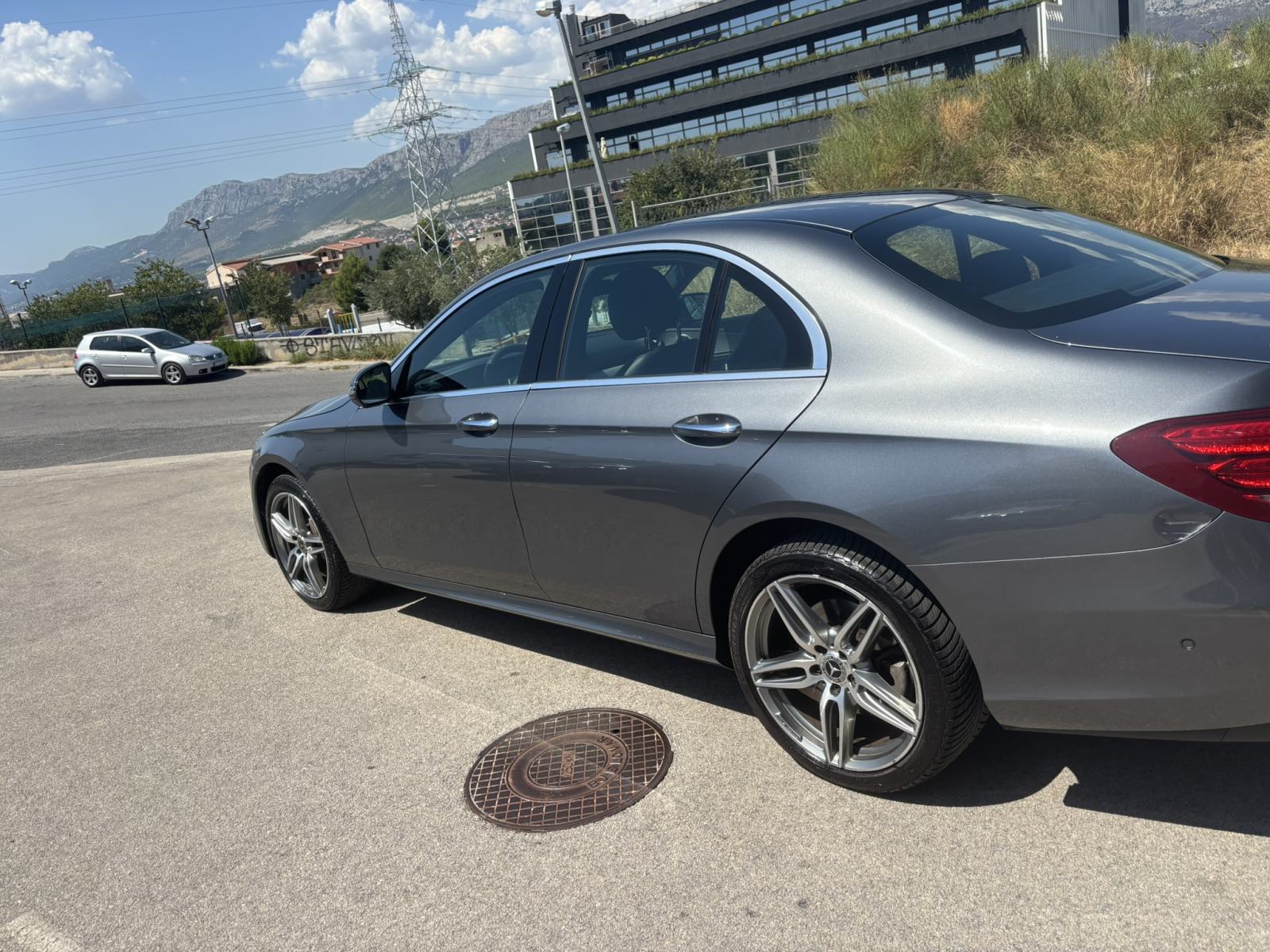 Mercedes-Benz E-klasa 350 d 4MATIC automatik, fotografija 3