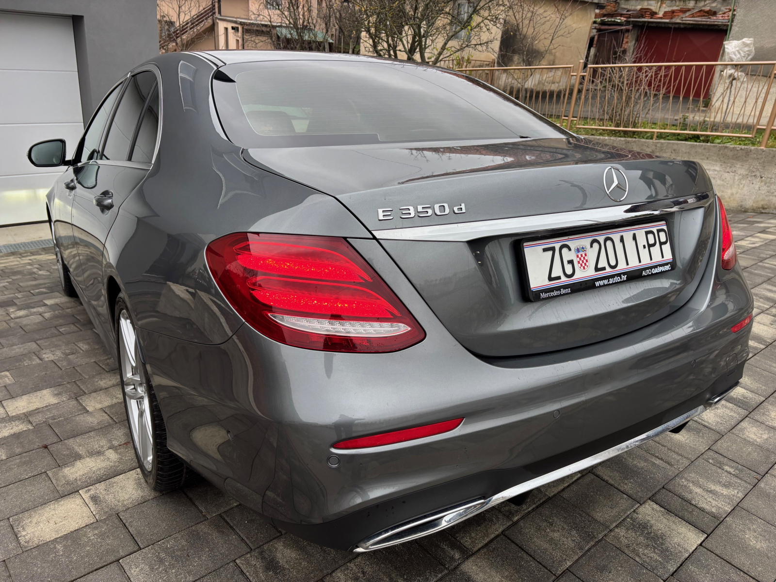 Mercedes-Benz E-klasa 350d AMG, fotografija 5
