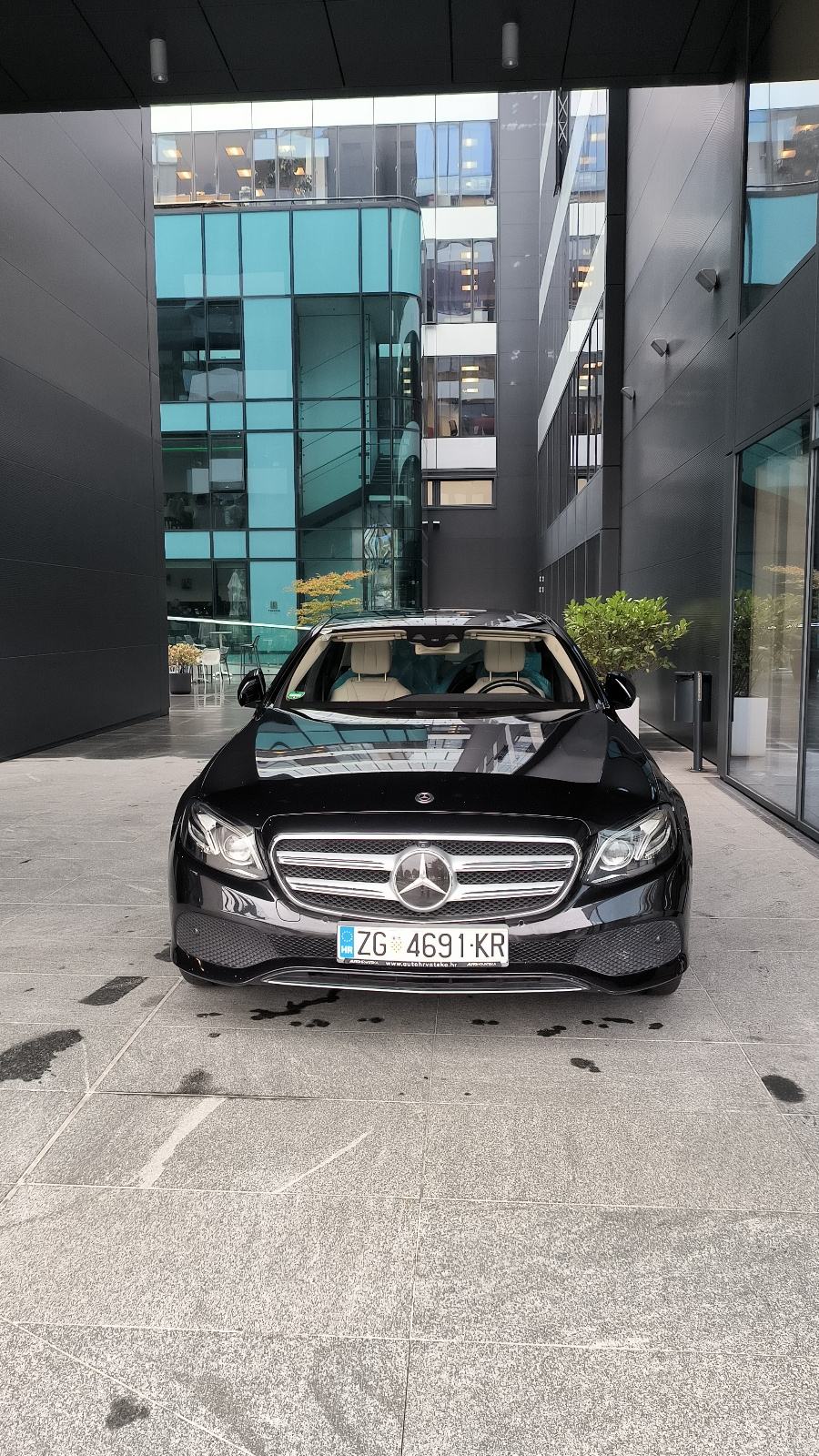 Mercedes-Benz E-klasa 350 d automatik, fotografija 10