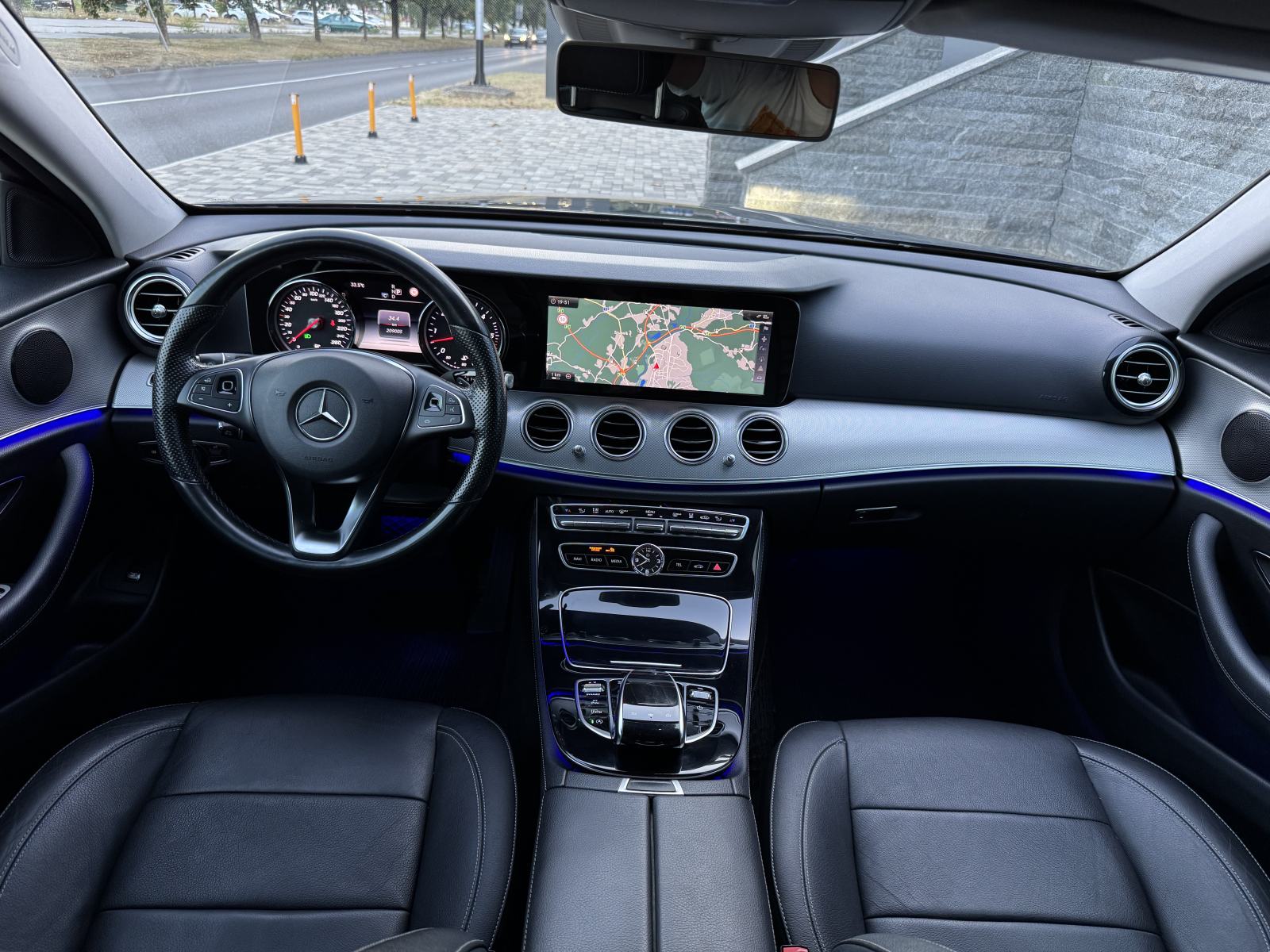 Mercedes-Benz E 350d - AUTOMATIK - AVANTGARDE FULL OPREMA - PRILIIKA !, fotografija 14