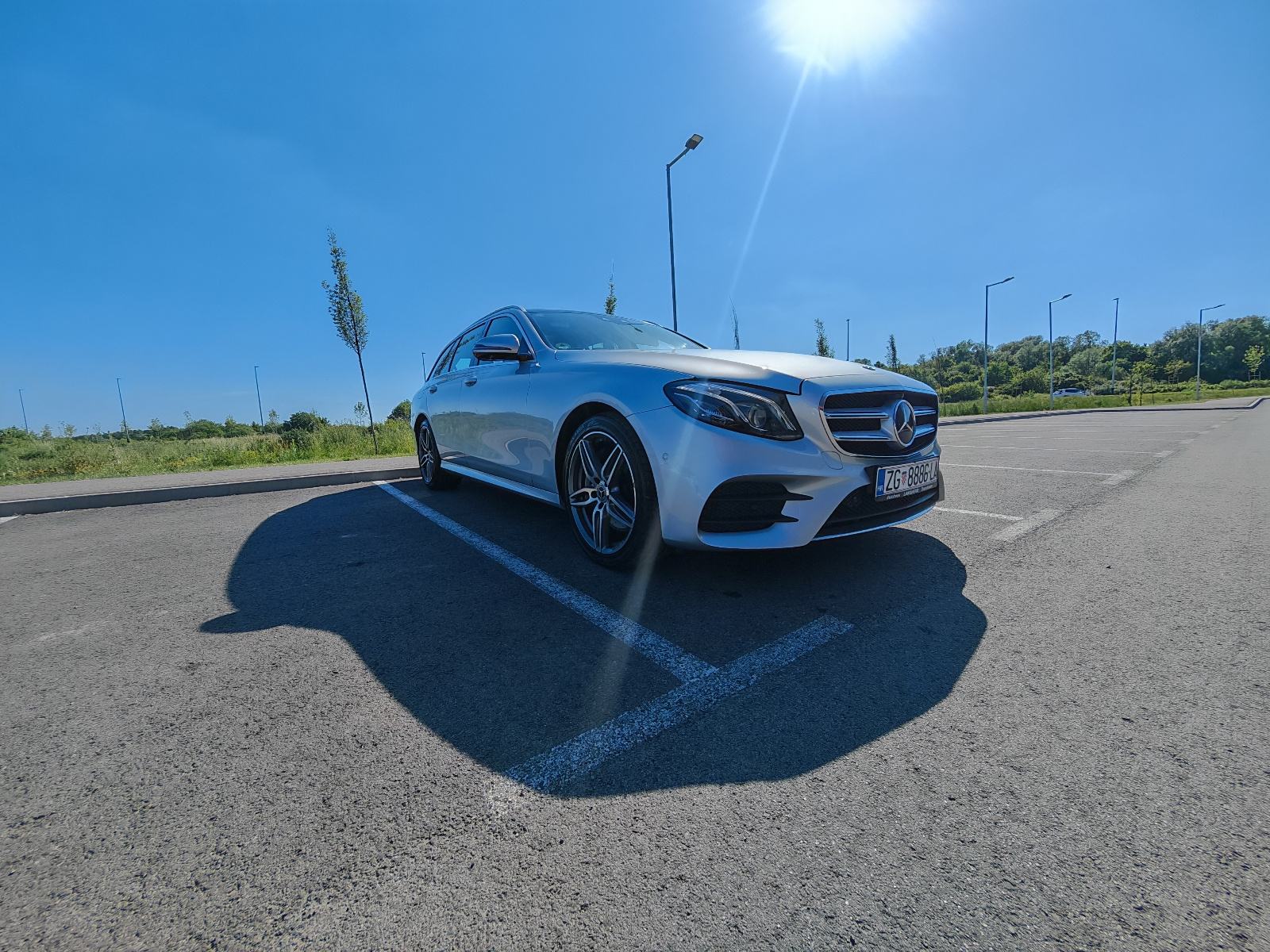 Mercedes-Benz E350d AMG W213 4MATIC – FULL OPREMA, pogled izvana - slika 3