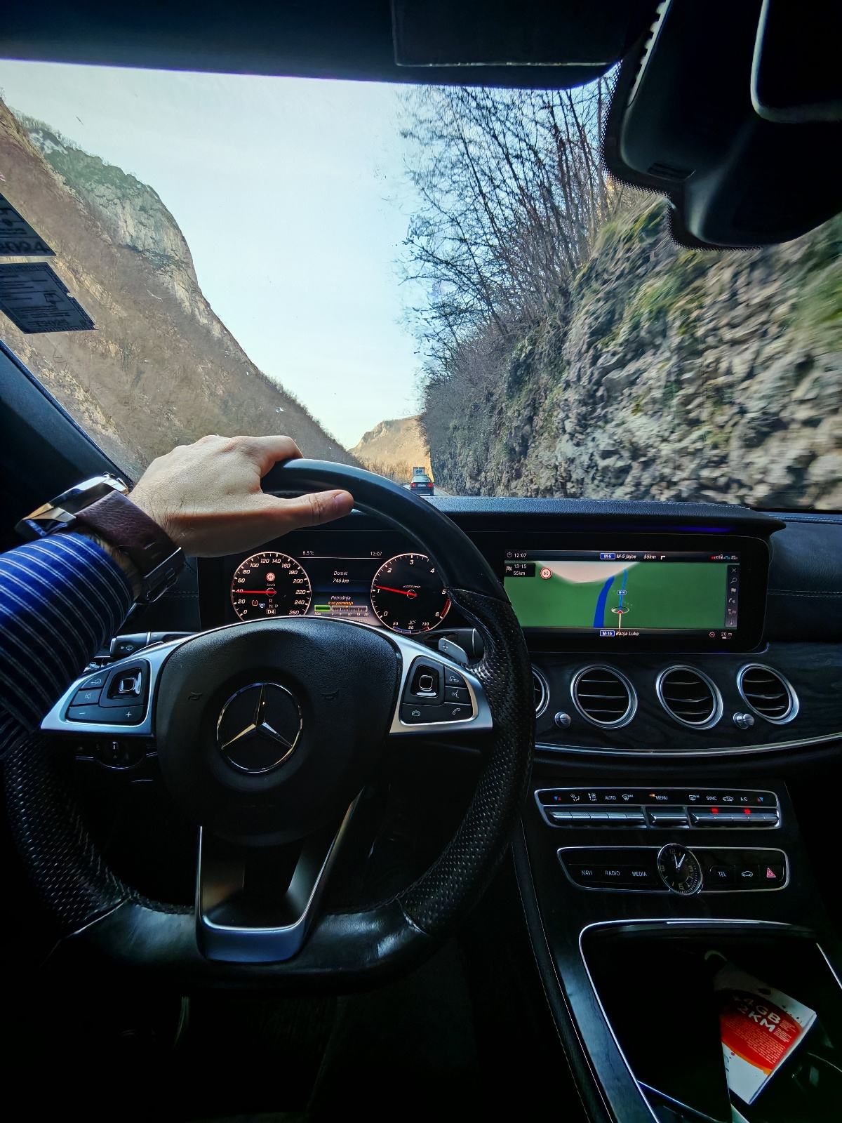 Mercedes-Benz E350d AMG W213 4MATIC – FULL OPREMA, fotografija 18