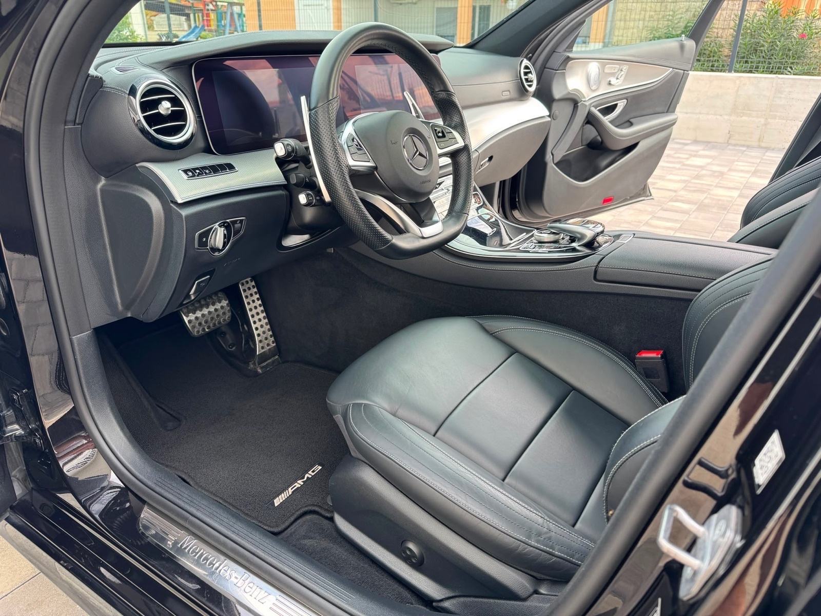 E400 4MATIC V6 | 420 KS | BURMESTER | MULTIBEAM | PANO | 360° | AMG, fotografija 5
