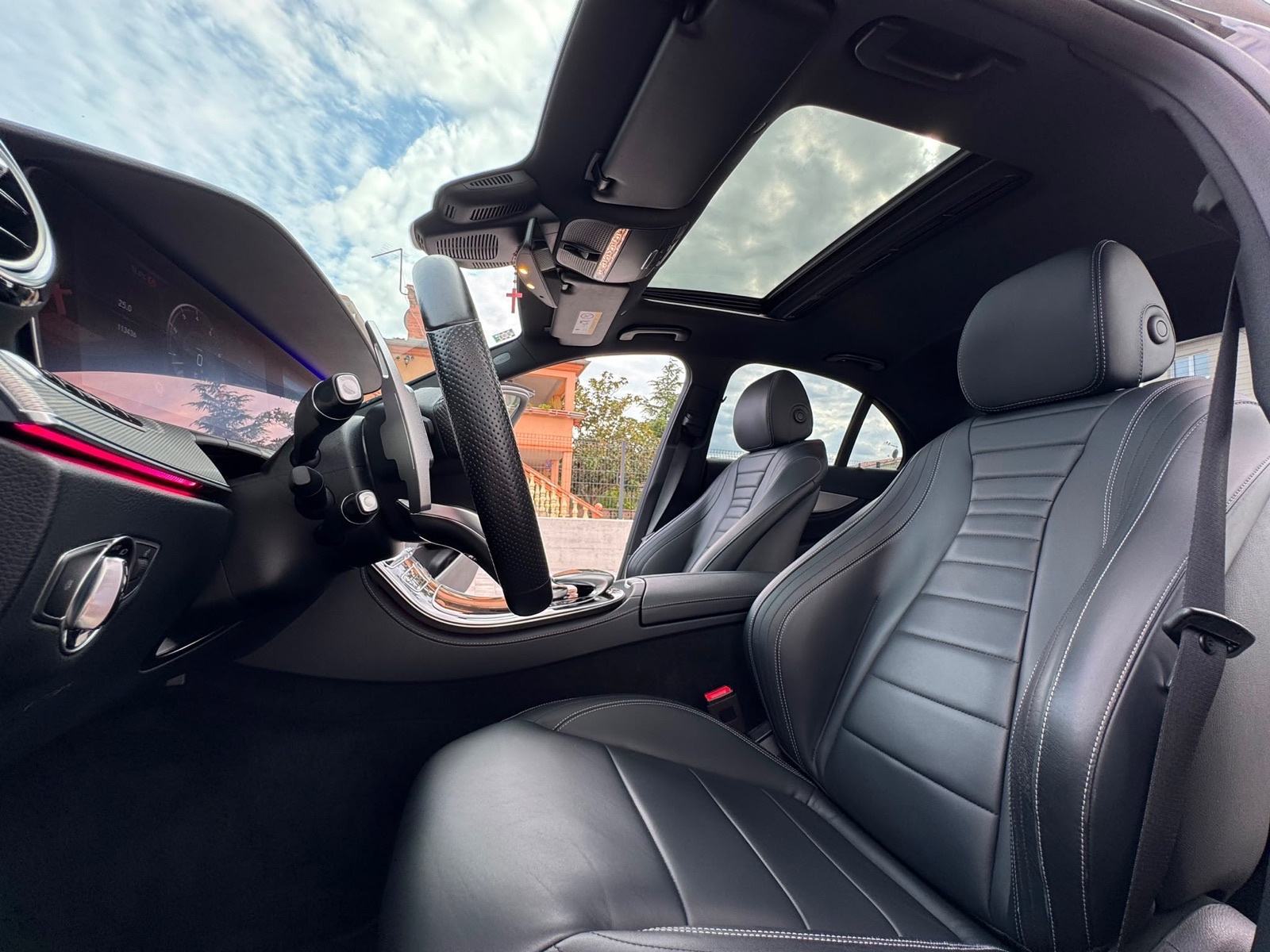 E400 4MATIC V6 | 420 KS | BURMESTER | MULTIBEAM | PANO | 360° | AMG, fotografija 12