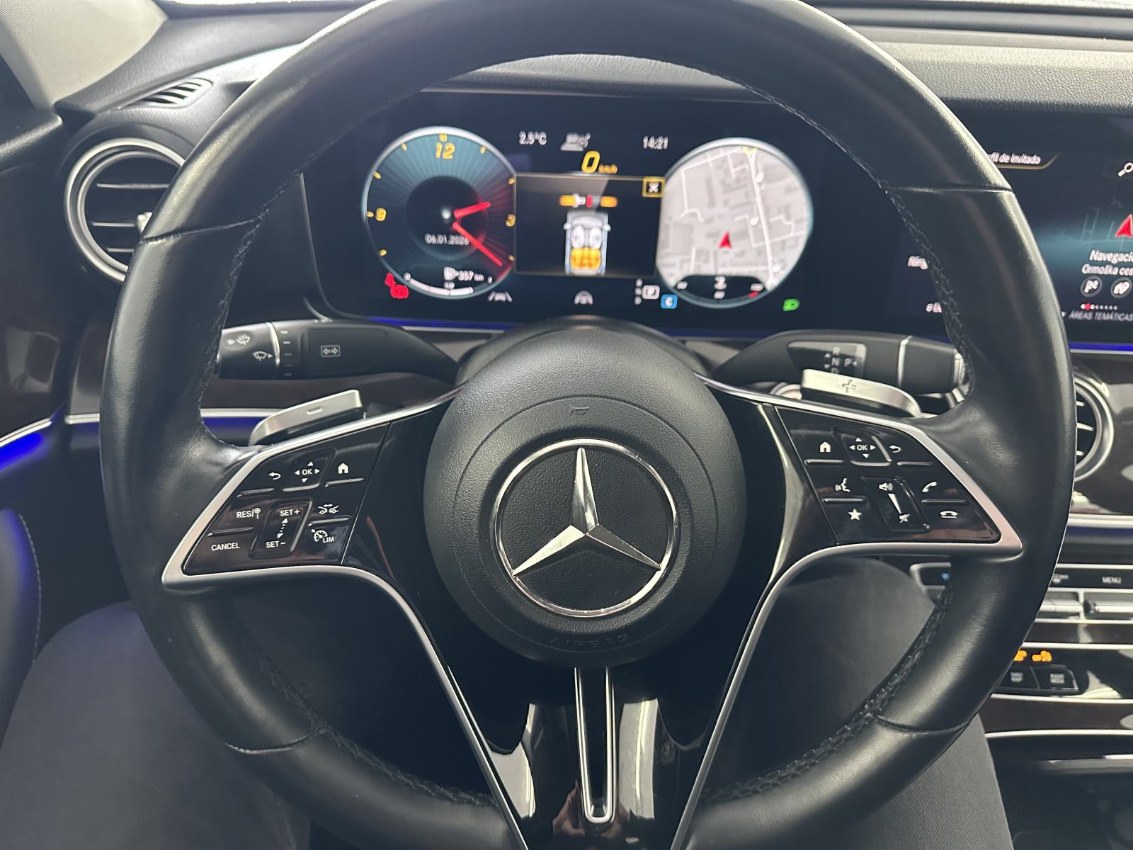 Mercedes-Benz E-klasa 400 d, fotografija 11