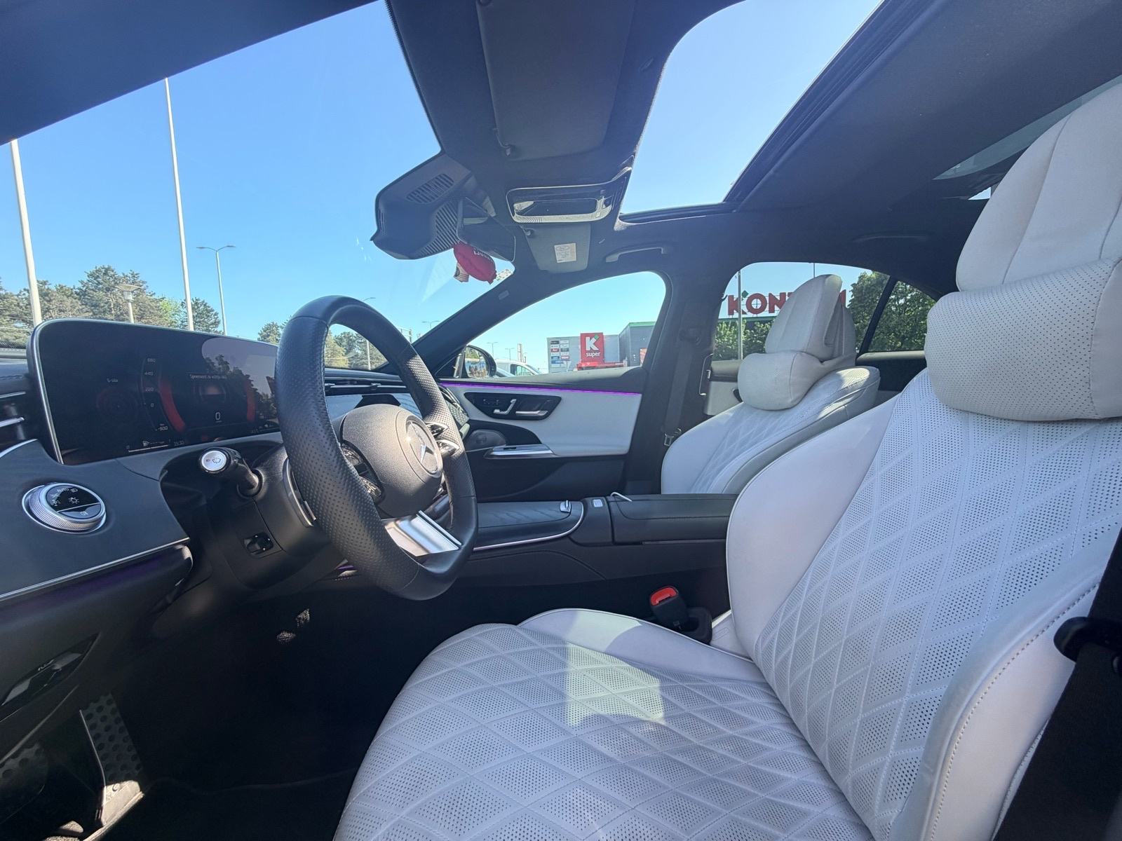 Mercedes-Benz E-klasa 400e plug in hybrid, AMG - PANORAMA, fotografija 10