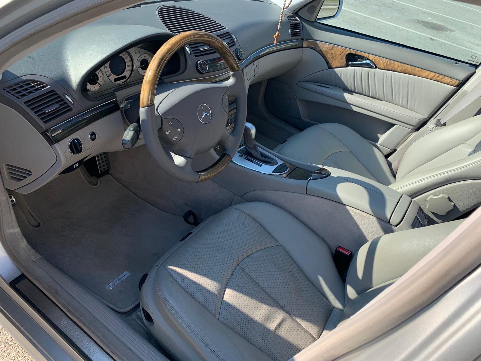 Mercedes-Benz E-klasa 500, fotografija 15