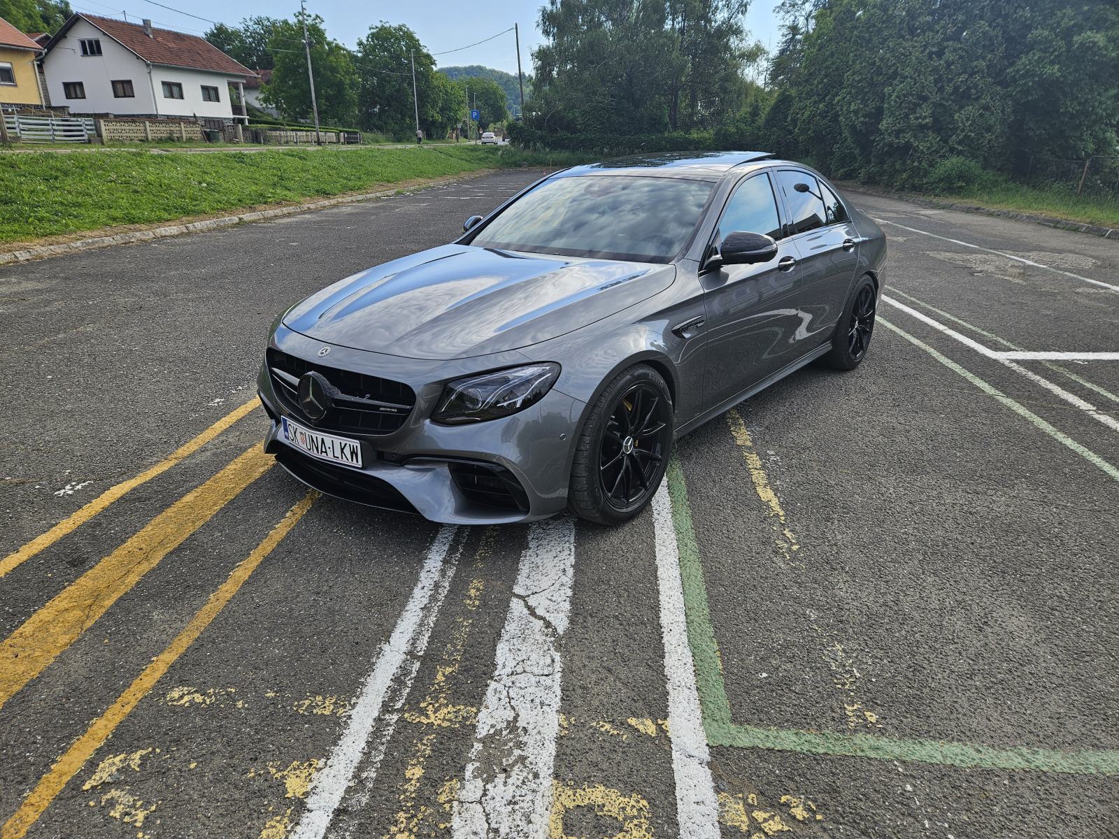 Mercedes-Benz E-klasa 63 AMG 4MATIC, fotografija 2