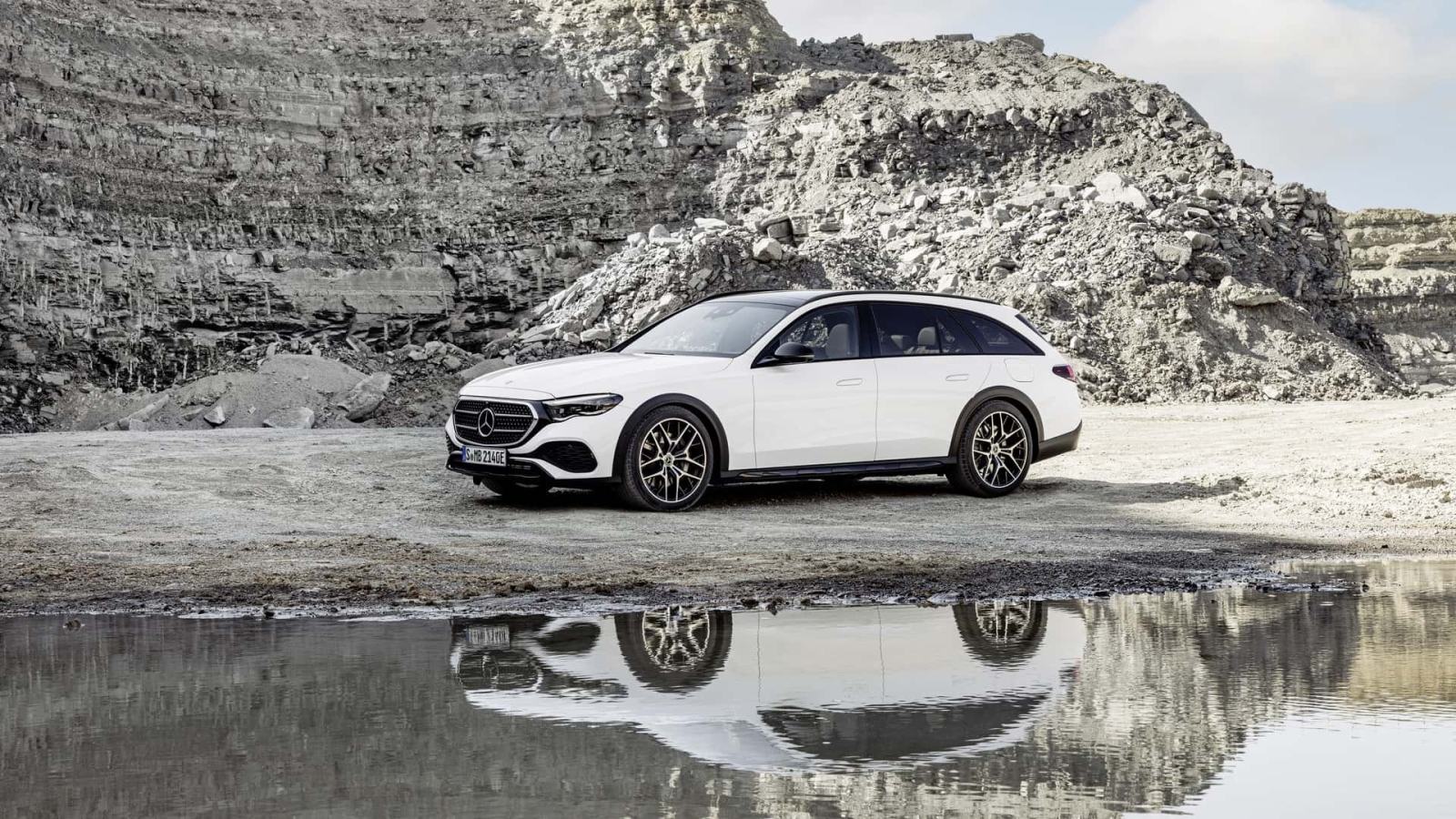 Mercedes-Benz_E-klasa_All terrain_300de_4matic_Airmatic, fotografija 2