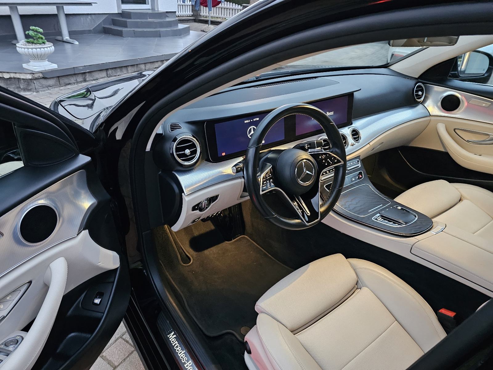 Mercedes-Benz E-klasa Avangarde 220 D automatik, fotografija 9