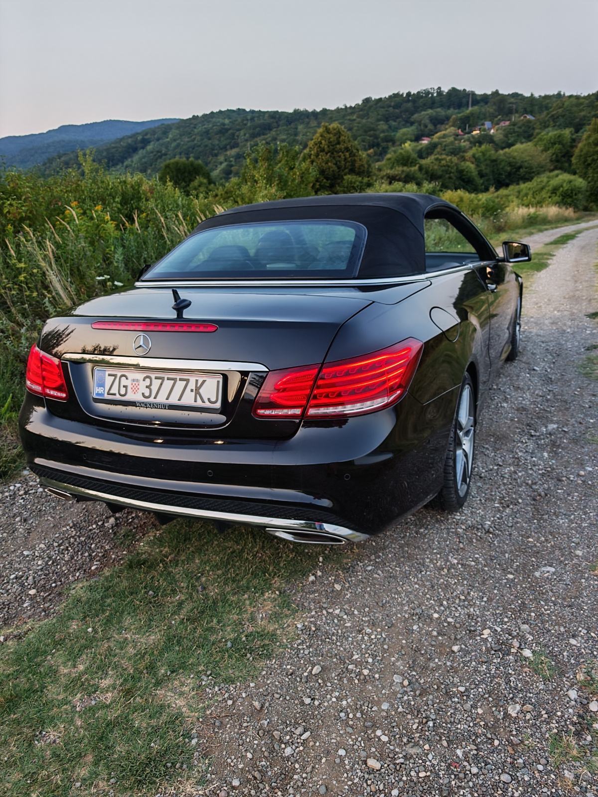 Mercedes-Benz E-klasa Cabrio 220 AMG automatik, fotografija 16