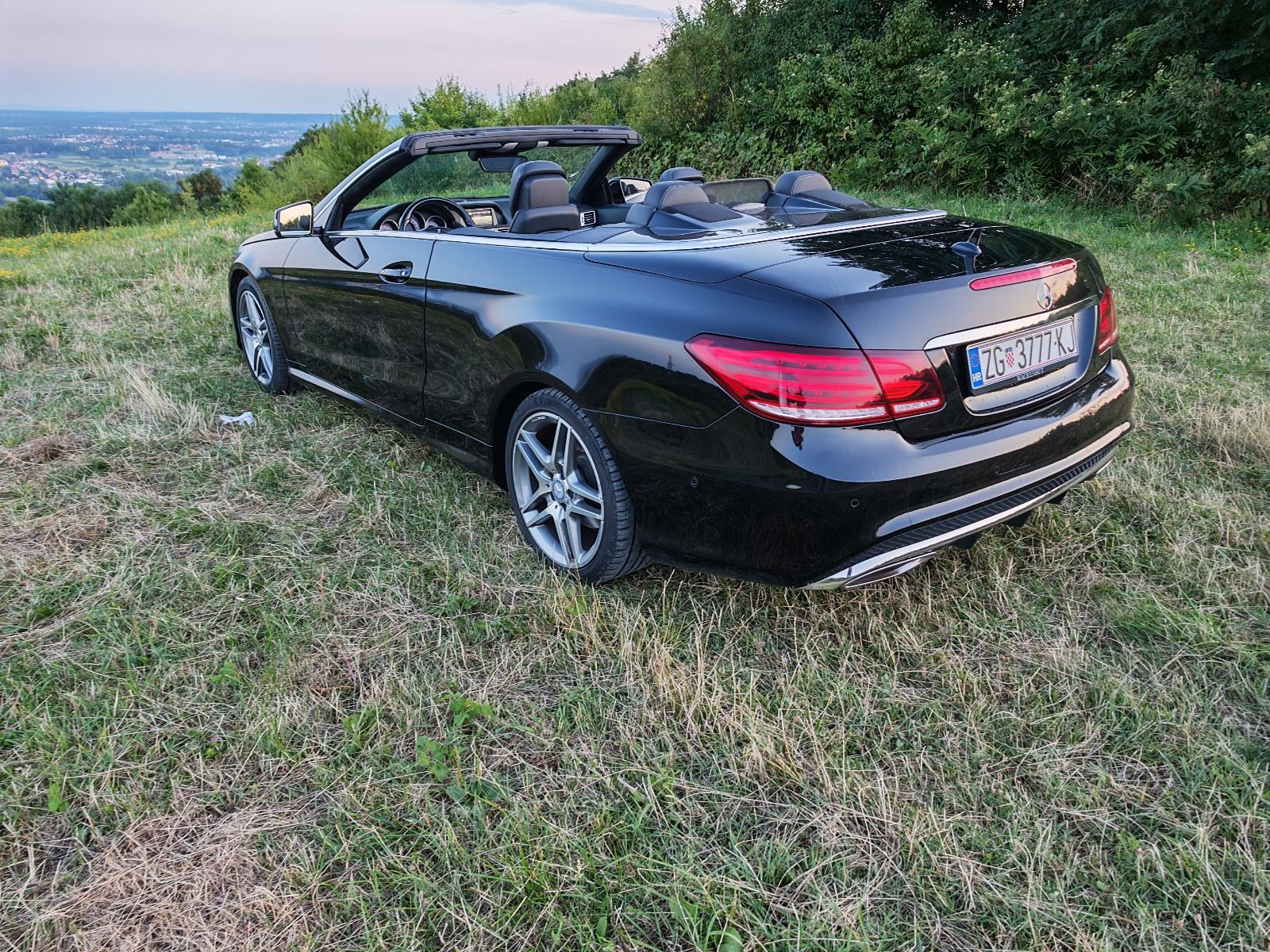 Mercedes-Benz E-klasa Cabrio 220 AMG automatik, fotografija 6