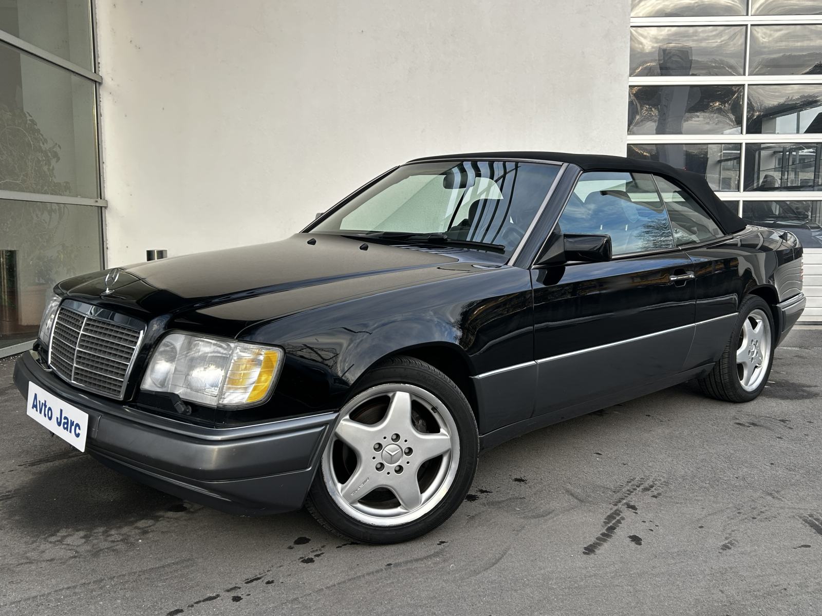 Mercedes-Benz E-klasa Cabrio 320 automatik, pogled izvana - slika 2