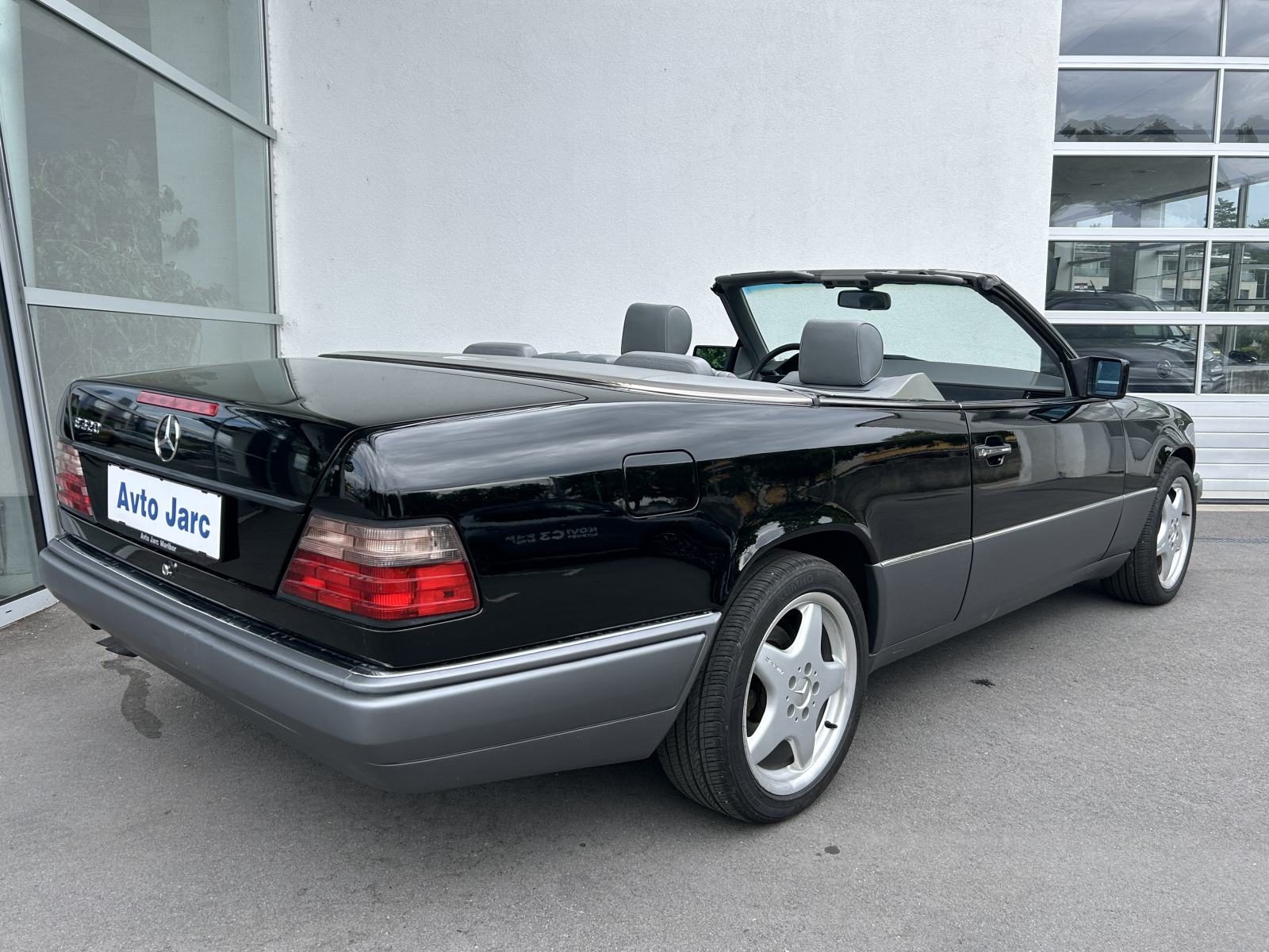 Mercedes-Benz E-klasa Cabrio 320 automatik, fotografija 6