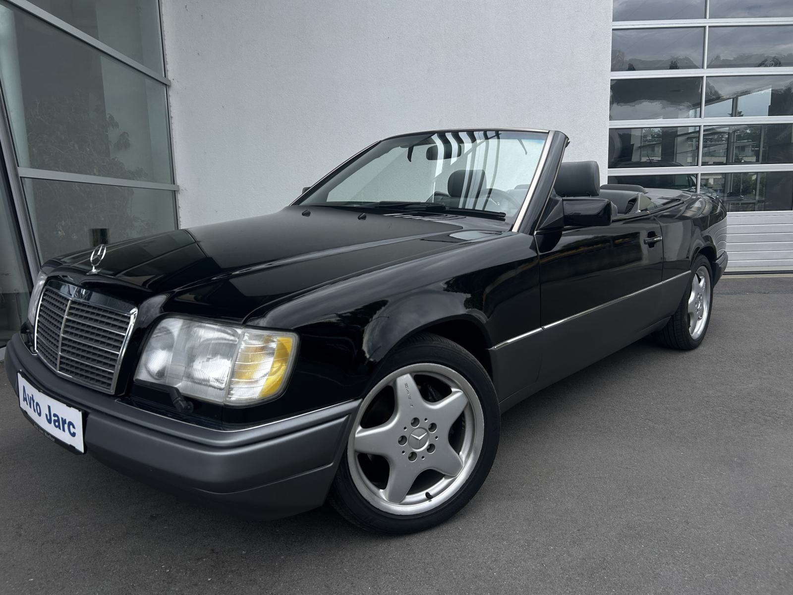 Mercedes-Benz E-klasa Cabrio 320 automatik, pogled izvana - slika 1