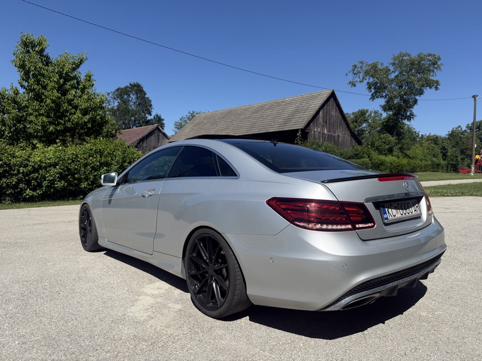 Mercedes-Benz E-klasa Coupe 220 CDI AMG PANO REG 7/27, fotografija 3