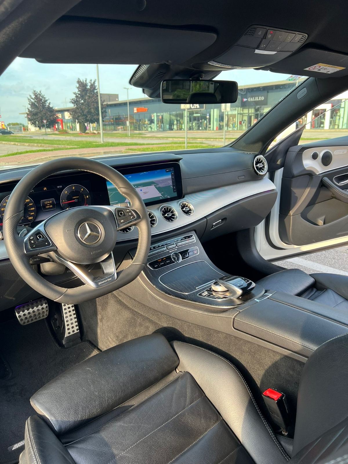 Mercedes-Benz E-klasa Coupe 220d AMG LINE 2017, fotografija 4