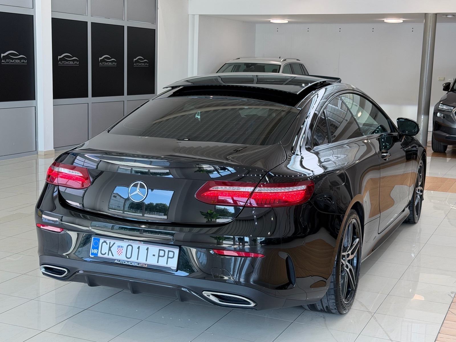 Mercedes-Benz E 220d Coupe | AMG | MULTIBEAM | BURMESTER | KAMERA |, fotografija 8