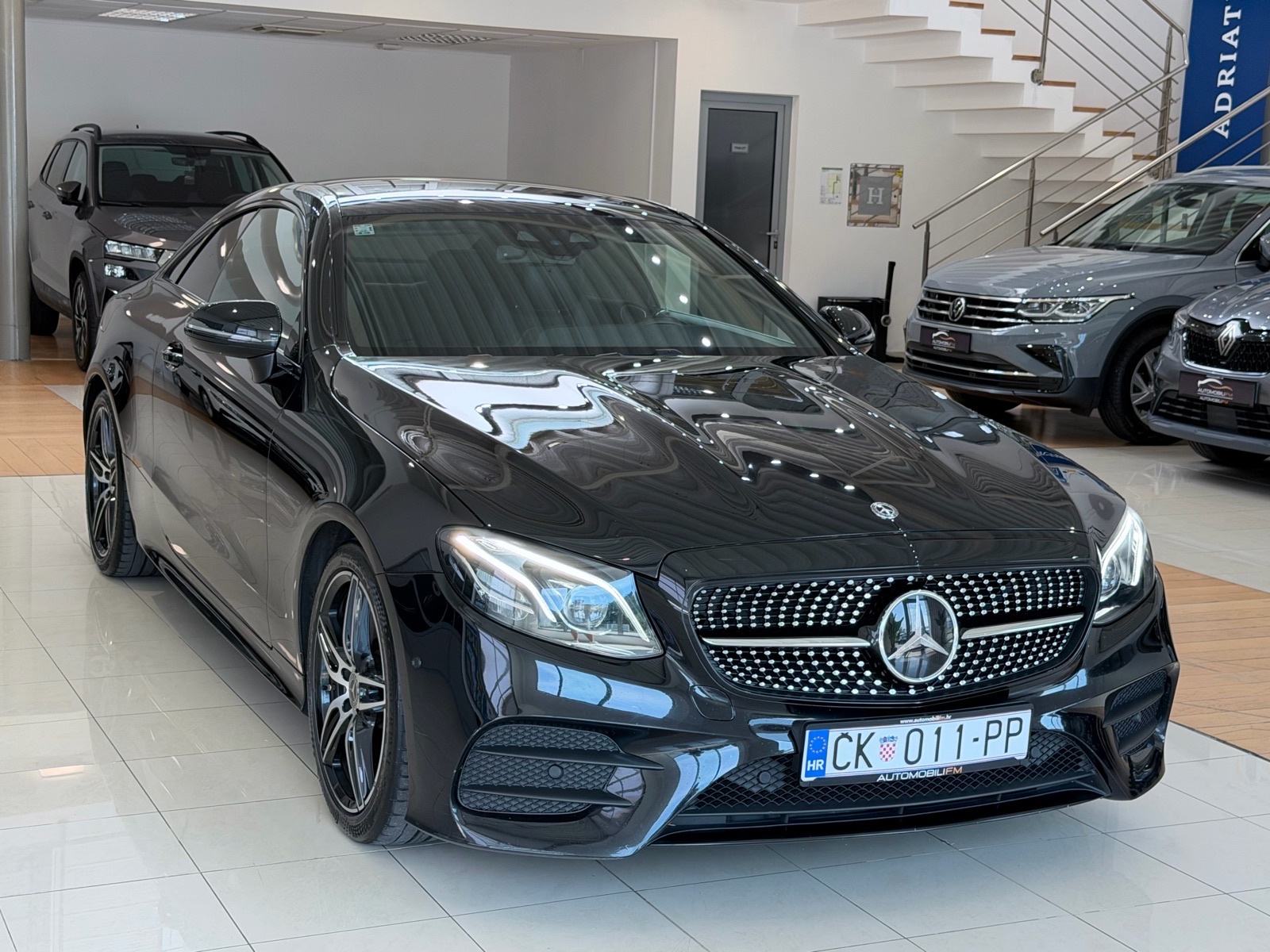 Mercedes-Benz E 220d Coupe | AMG | MULTIBEAM | BURMESTER | KAMERA |, fotografija 12
