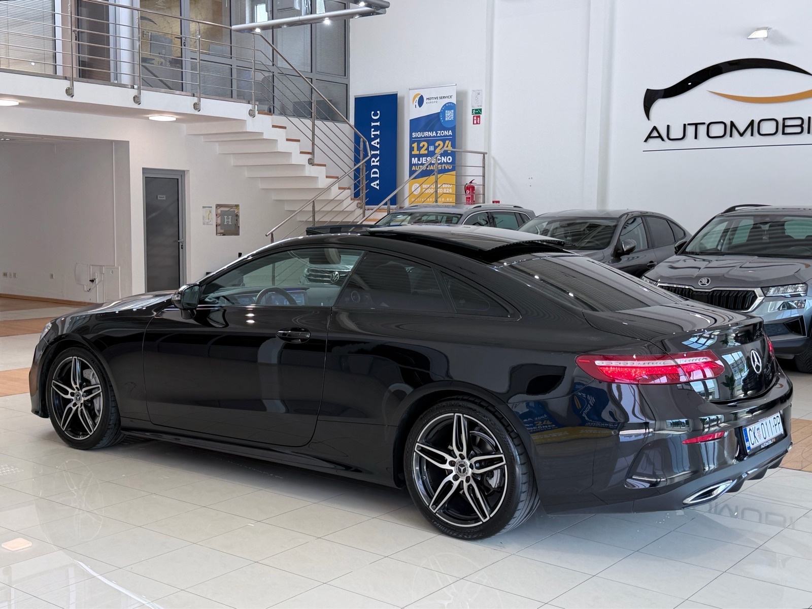Mercedes-Benz E 220d Coupe | AMG | MULTIBEAM | BURMESTER | KAMERA |, fotografija 5