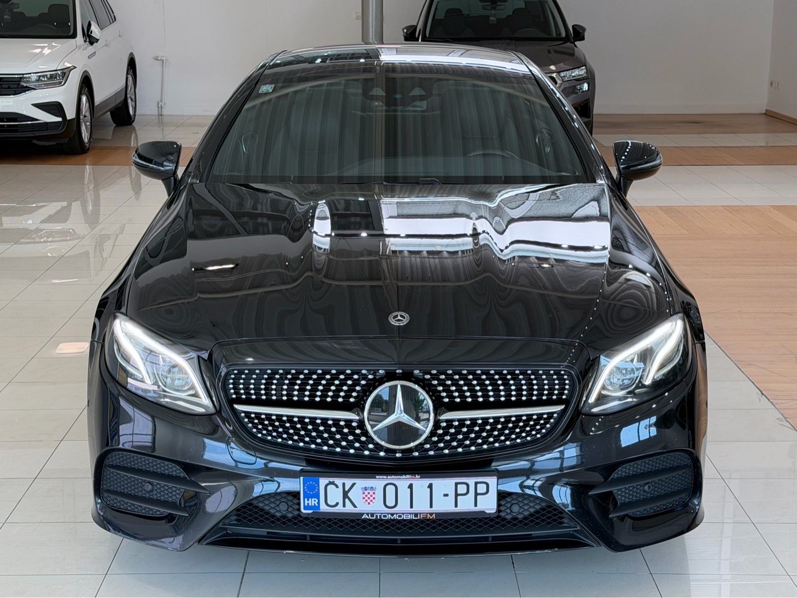 Mercedes-Benz E 220d Coupe | AMG | MULTIBEAM | BURMESTER | KAMERA |, fotografija 2