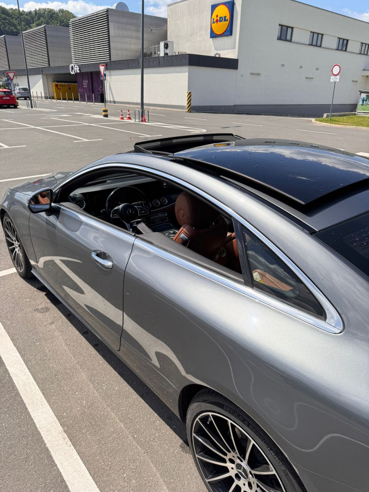 Mercedes-Benz E-klasa Coupe 220d 2019 servisna knjiga, panorama, fotografija 8