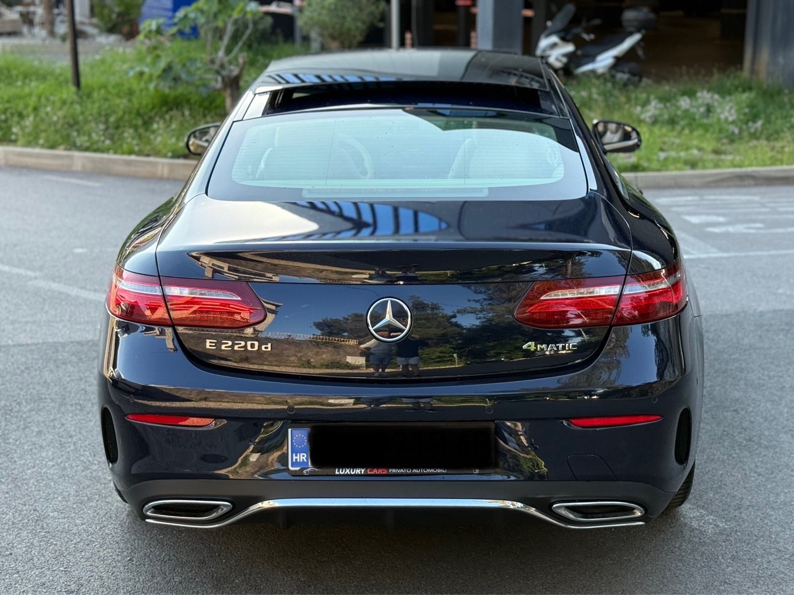 Mercedes-Benz E-klasa Coupe 220d F1 Amg Panorama,Burmester,Nappa,19”, fotografija 5