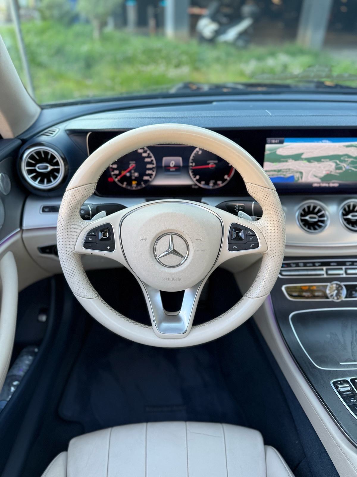 Mercedes-Benz E-klasa Coupe 220d F1 Amg Panorama,Burmester,Nappa,19”, fotografija 8