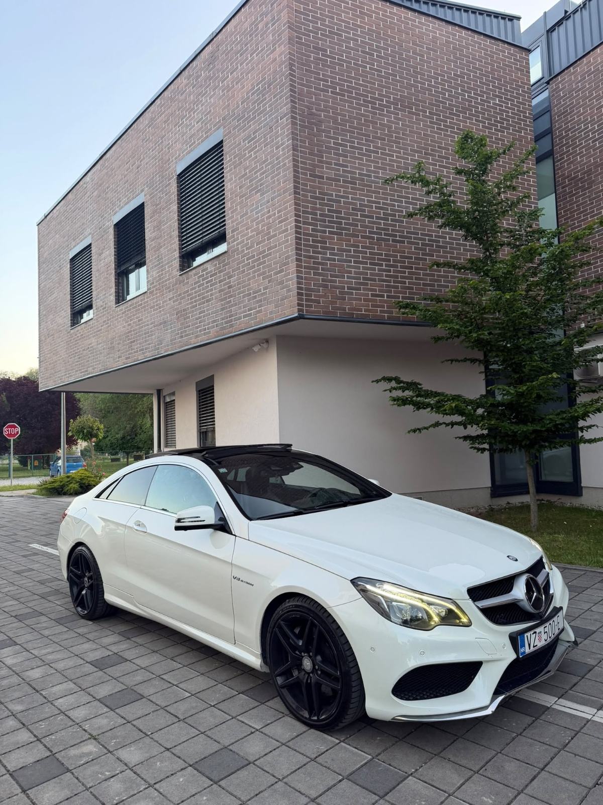 Mercedes-Benz E-klasa Coupe 500 automatik, fotografija 4