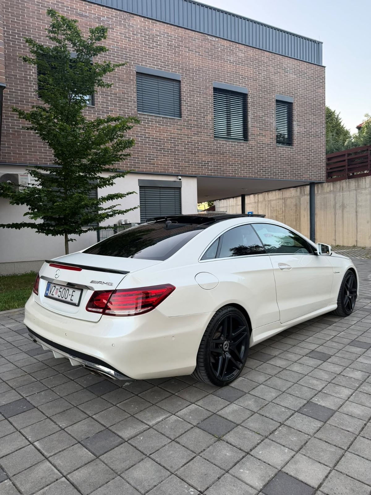 Mercedes-Benz E-klasa Coupe 500 automatik, fotografija 8