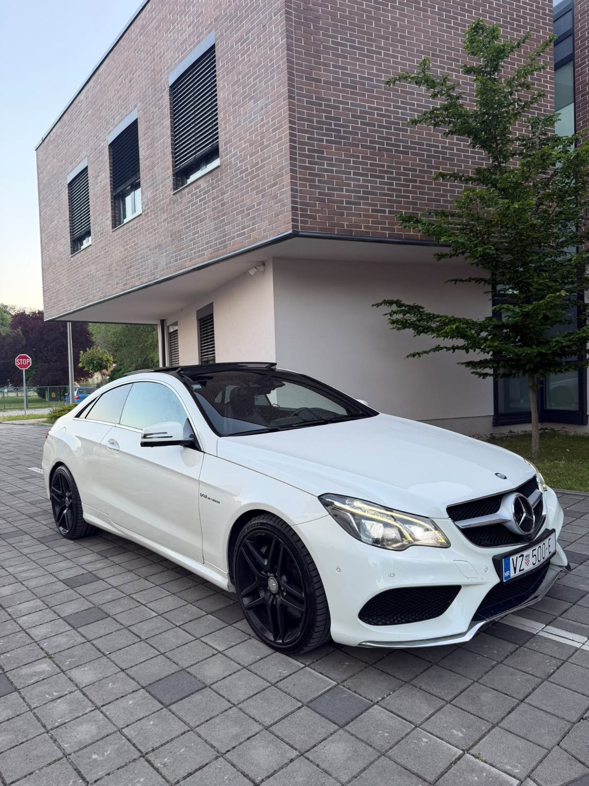 Mercedes-Benz E-klasa Coupe 500 automatik, fotografija 20