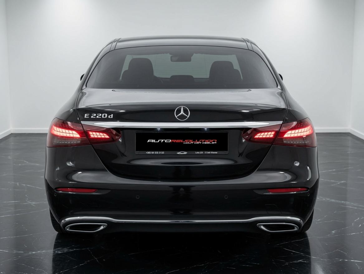 Mercedes-Benz E-klasa E220d aut. - MOGUĆNOST KUPOVINE PUTEM LEASINGA, fotografija 4
