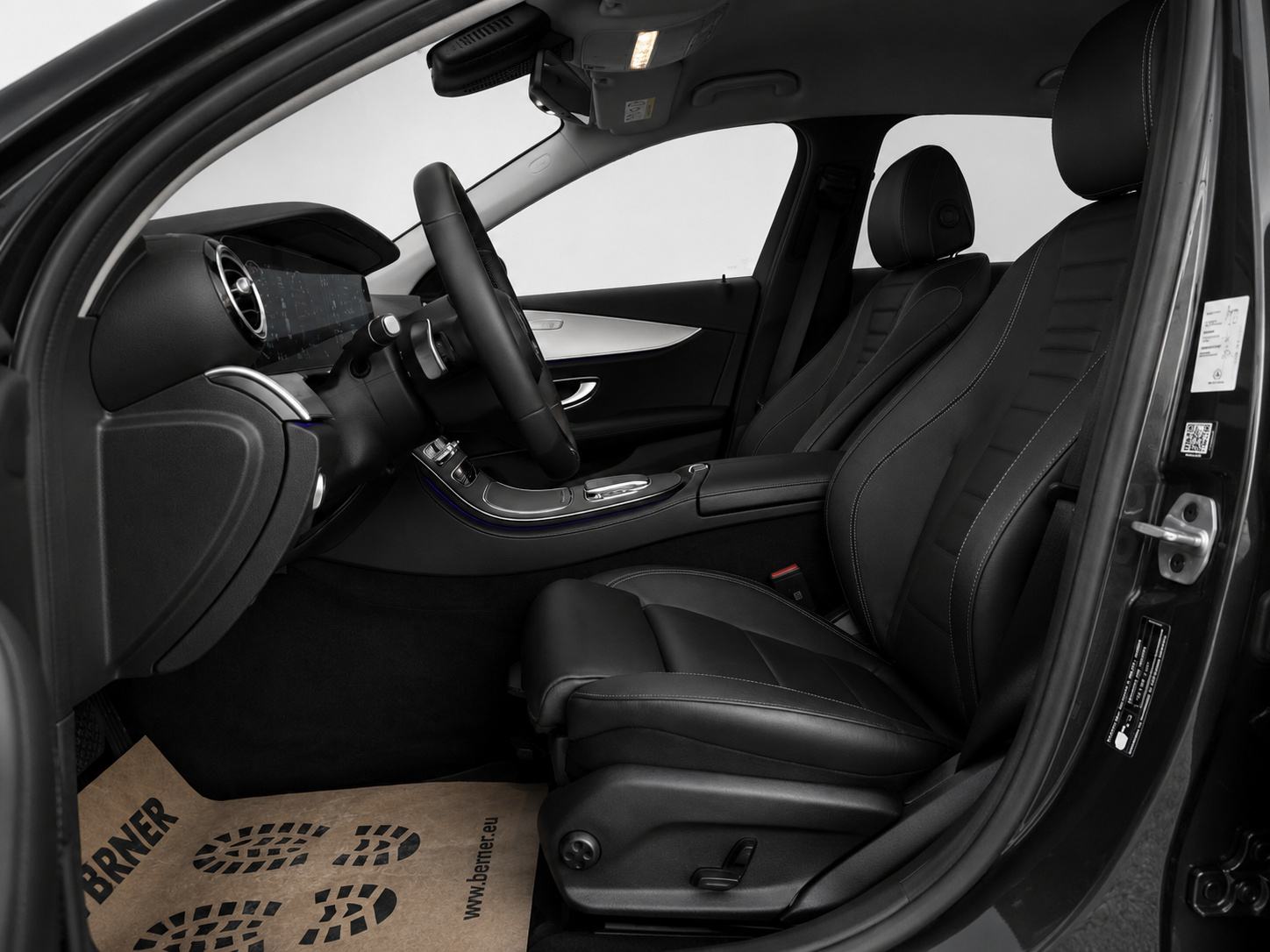 Mercedes-Benz E-klasa E220d aut. - MOGUĆNOST KUPOVINE PUTEM LEASINGA, fotografija 10