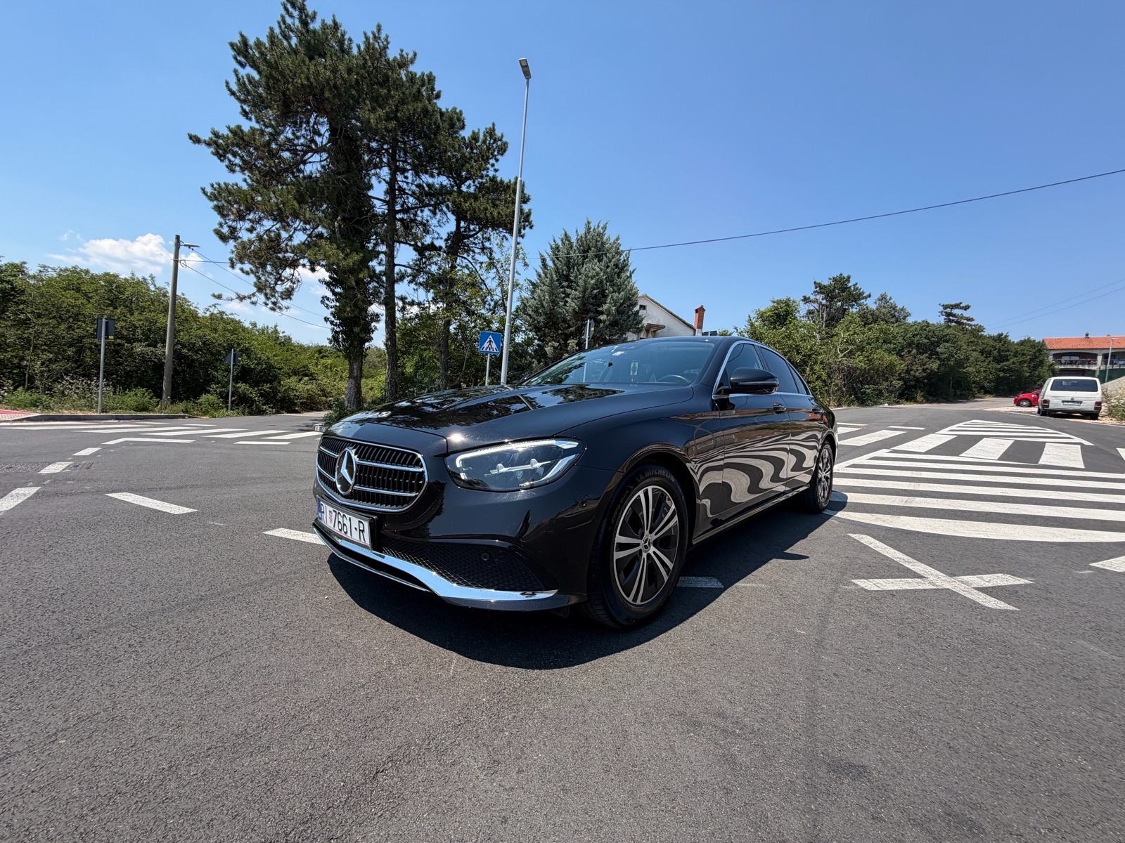 Mercedes-Benz E-klasa E 220 automatik 9G, fotografija 6