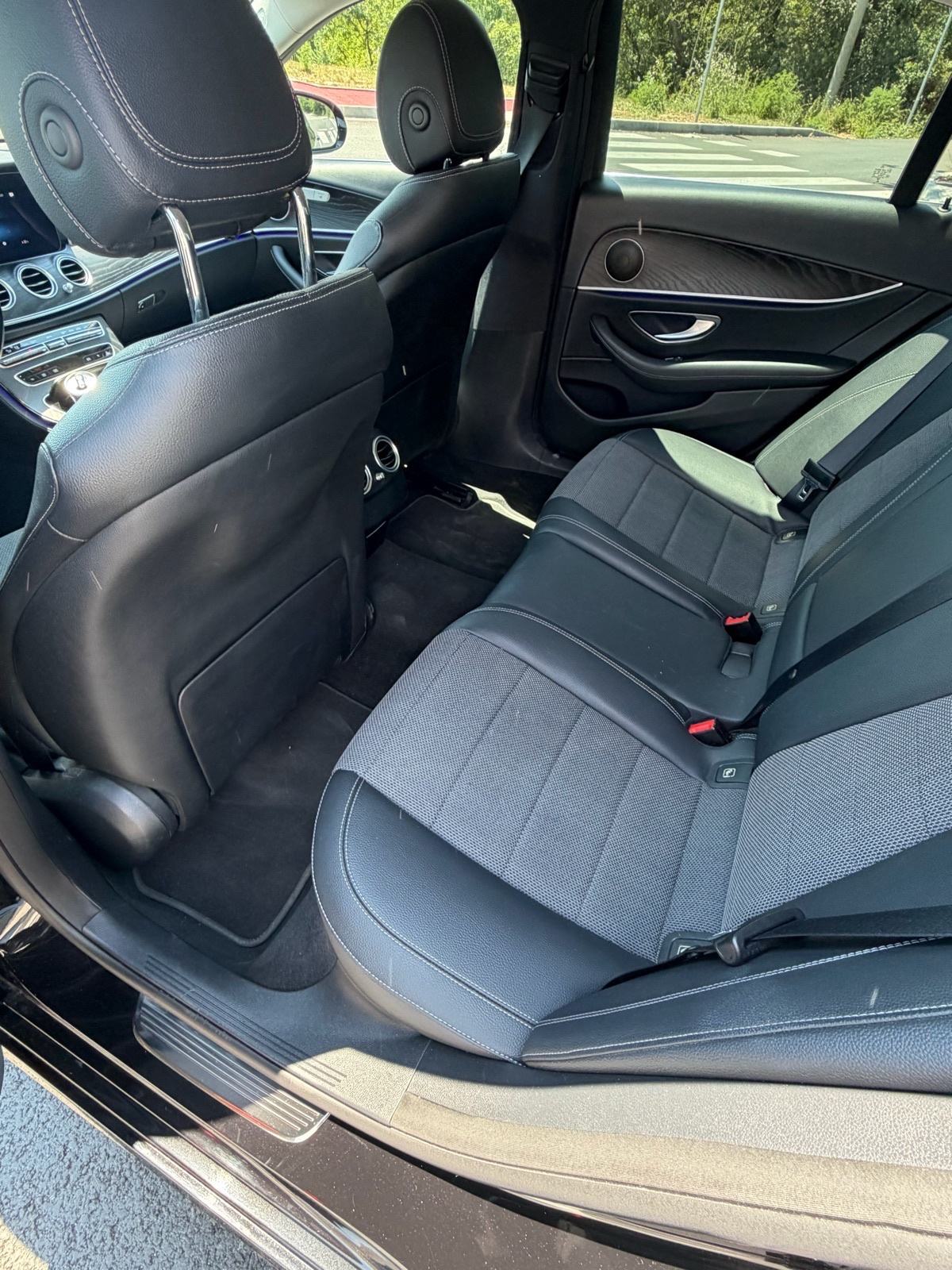 Mercedes-Benz E-klasa E 220 automatik 9G, fotografija 8